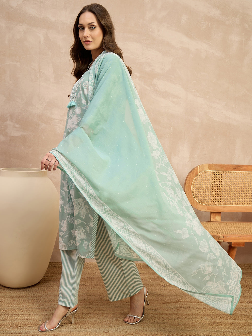 Women Floral Printed Regular Pure Cotton Kurta with Trousers & With Dupatta