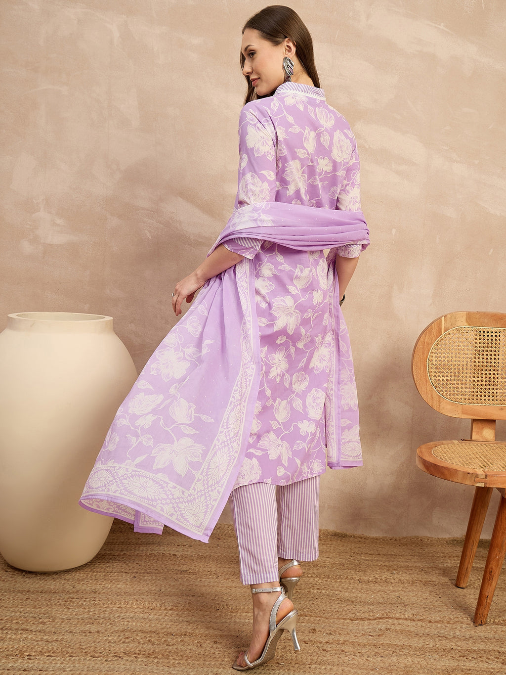 Women Floral Printed Regular Pure Cotton Kurta with Trousers & With Dupatta