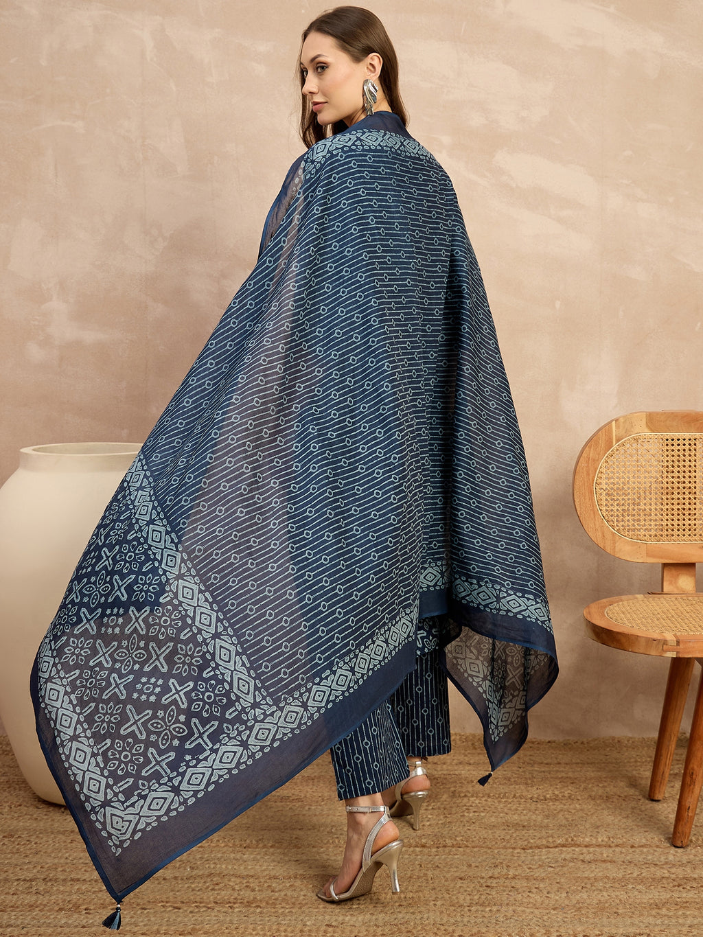 Women Ethnic Motifs Printed Regular Pure Cotton Kurta with Trousers & With Dupatta