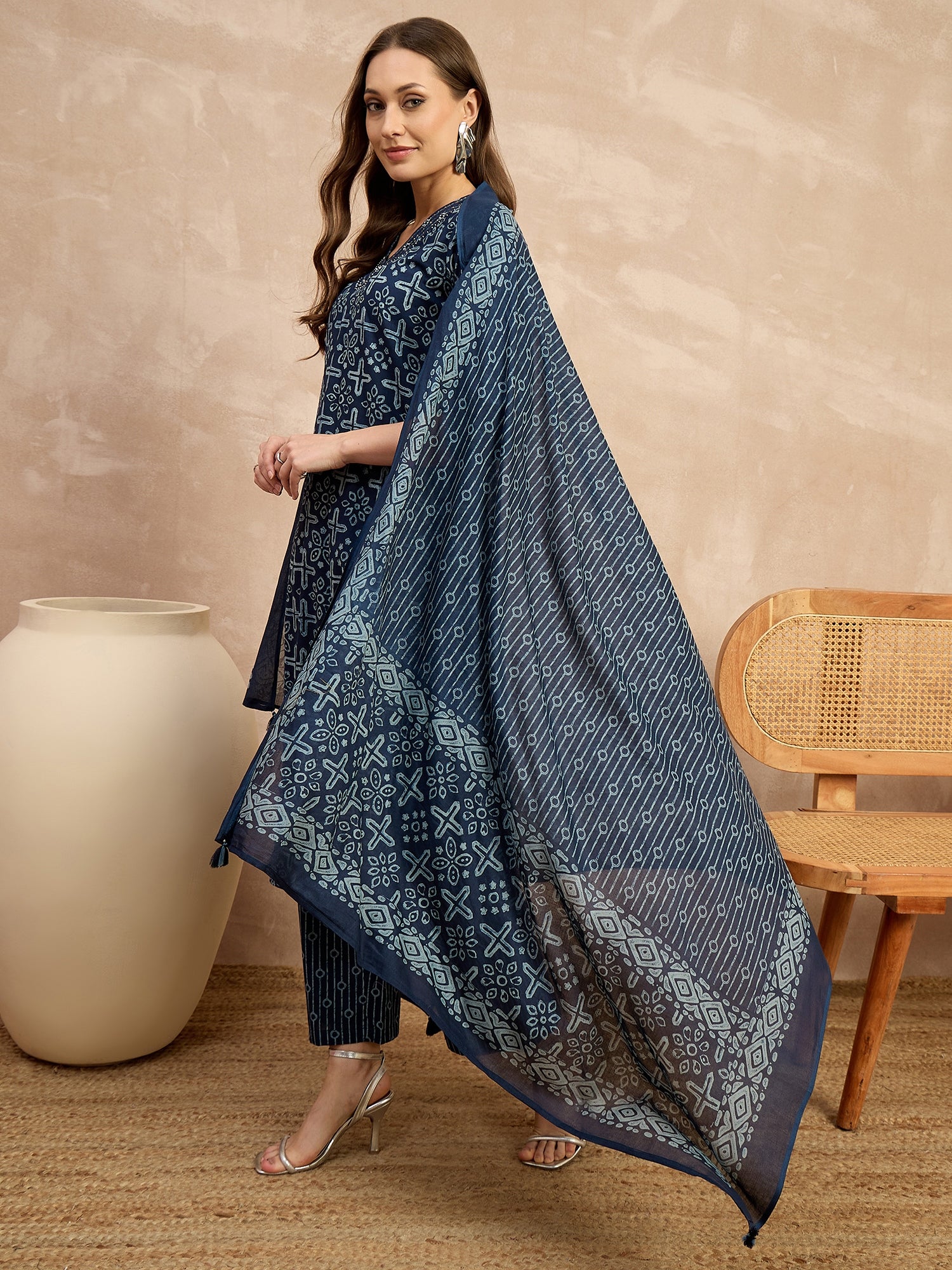 Women Ethnic Motifs Printed Regular Pure Cotton Kurta with Trousers & With Dupatta