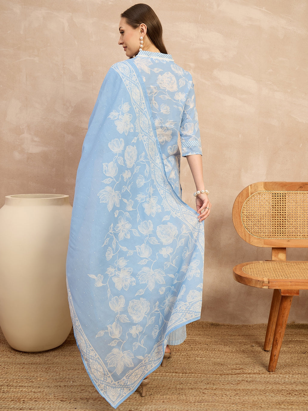Women Floral Printed Regular Pure Cotton Kurta with Trousers & With Dupatta