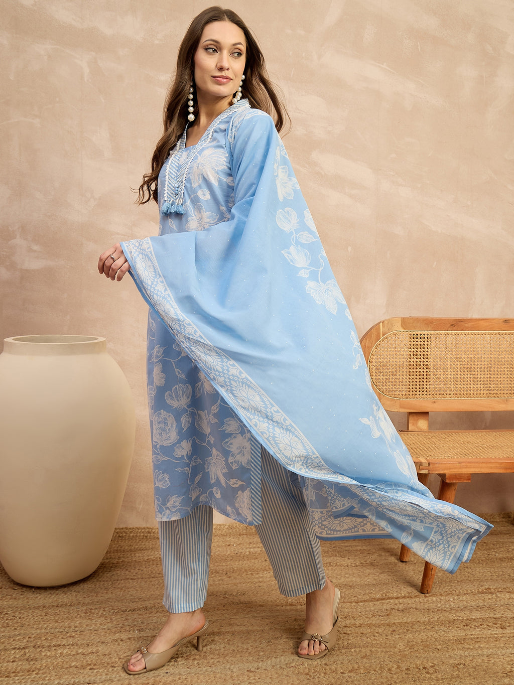 Women Floral Printed Regular Pure Cotton Kurta with Trousers & With Dupatta