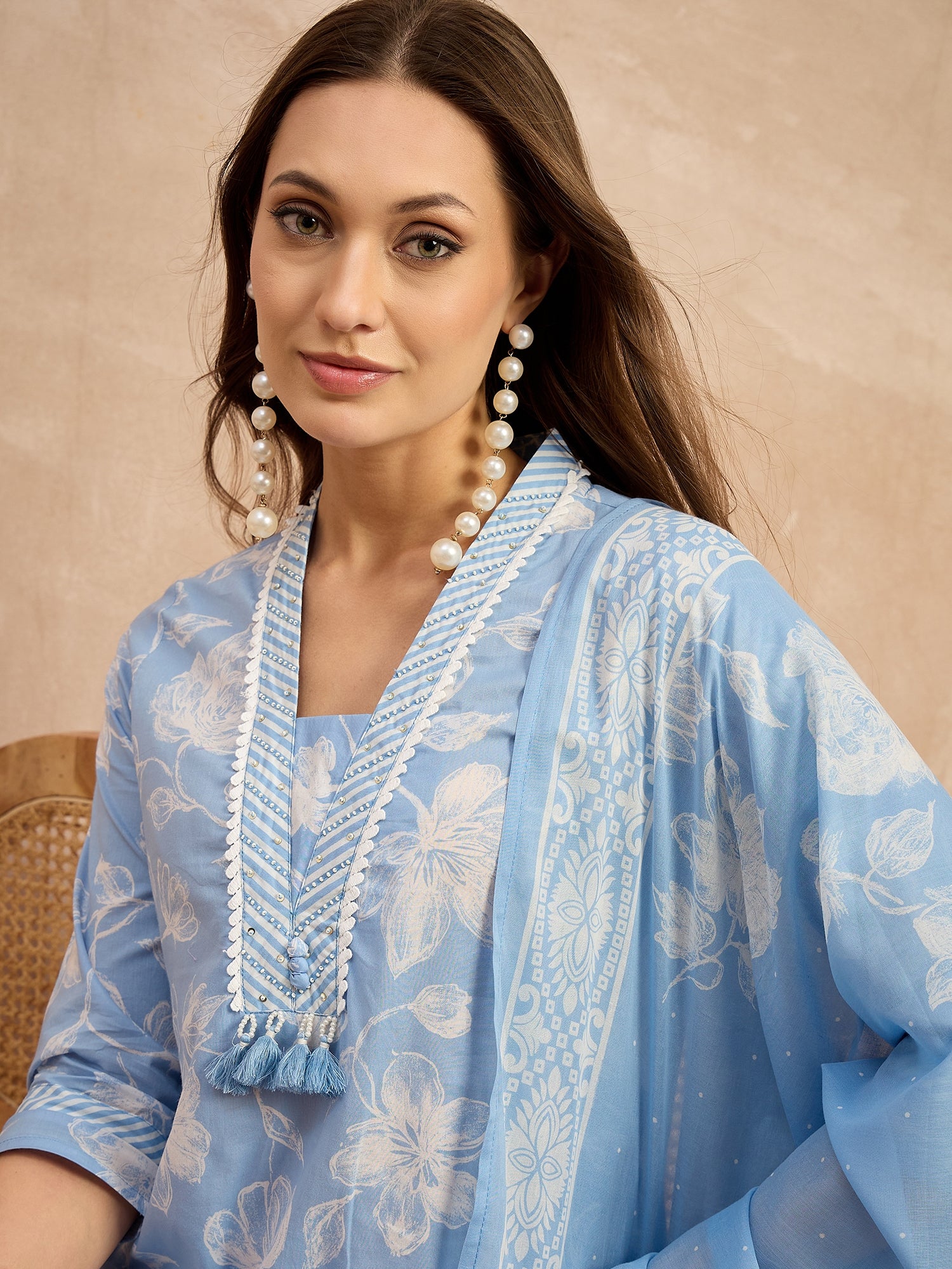 Women Floral Printed Regular Pure Cotton Kurta with Trousers & With Dupatta