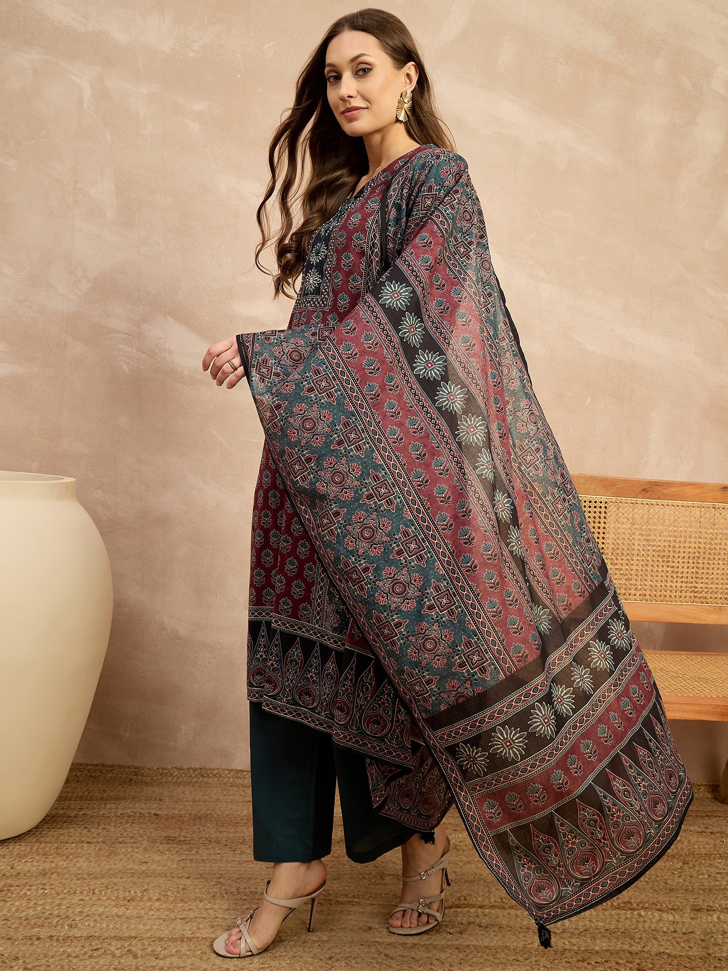 Ethnic Motifs Printed Gotta Patti Pure Cotton Kurta with Trousers & With Dupatta
