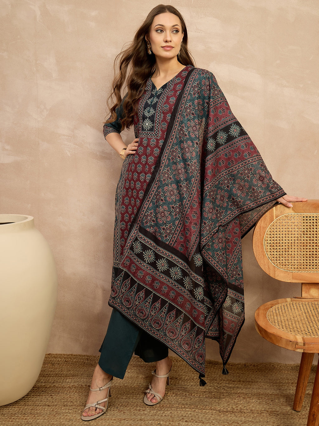 Ethnic Motifs Printed Gotta Patti Pure Cotton Kurta with Trousers & With Dupatta
