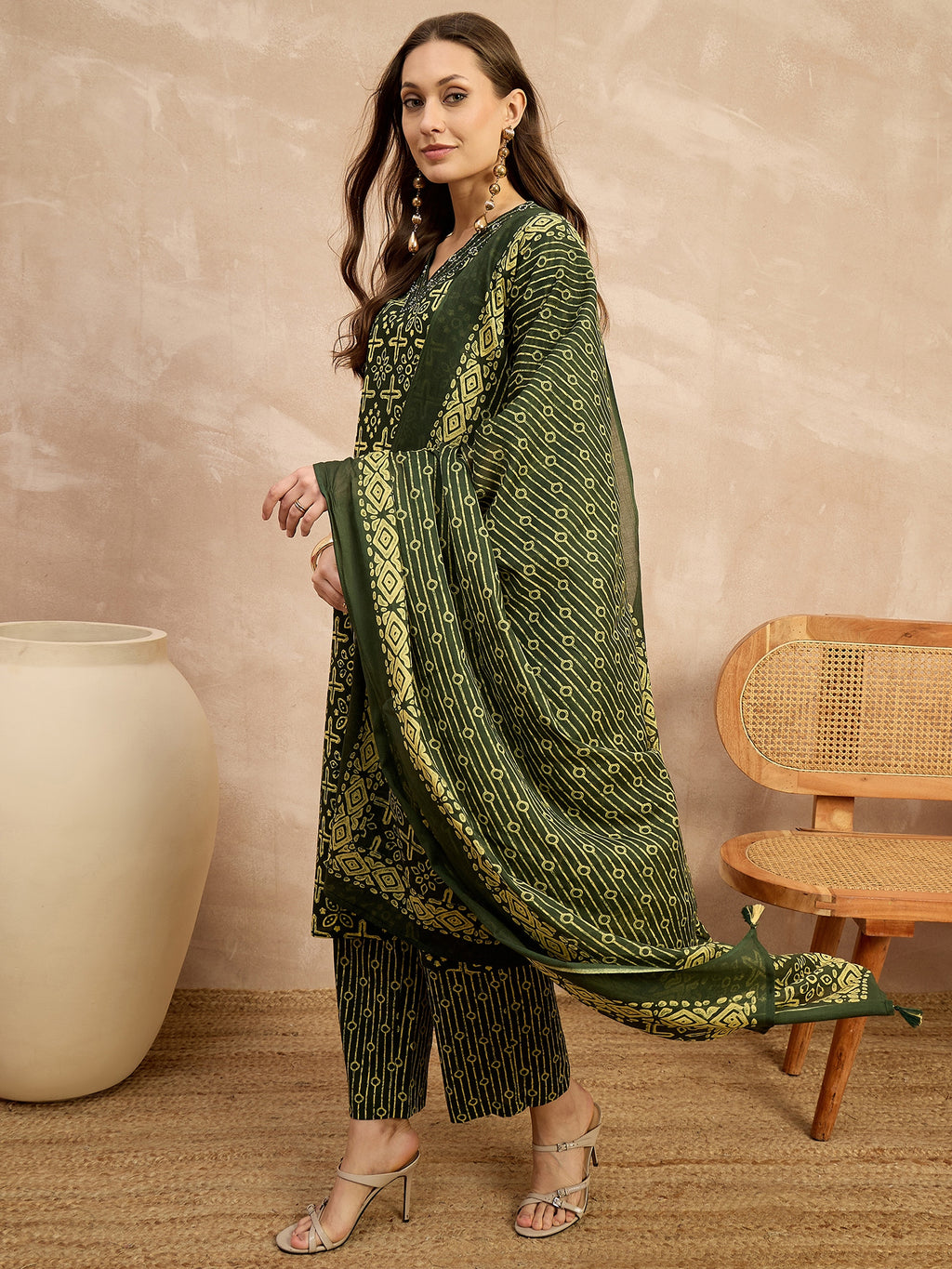 Women Ethnic Motifs Printed Regular Pure Cotton Kurta with Trousers & With Dupatta