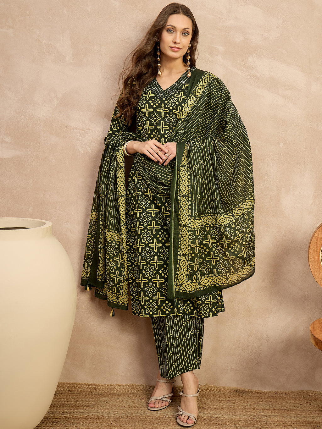 Women Ethnic Motifs Printed Regular Pure Cotton Kurta with Trousers & With Dupatta