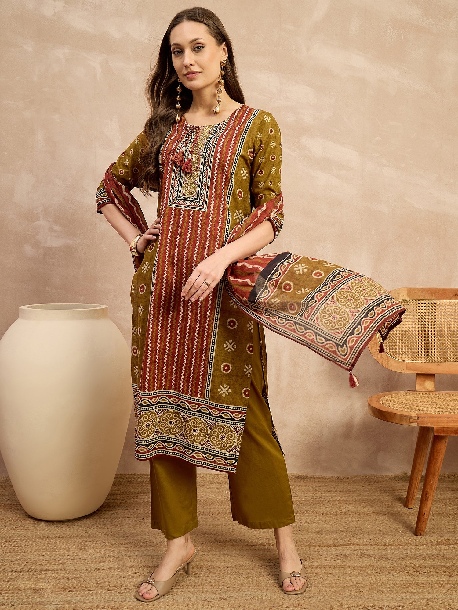 Women Ethnic Motifs Printed Regular Thread Work Pure Cotton Kurta with Trousers & With Dupatta