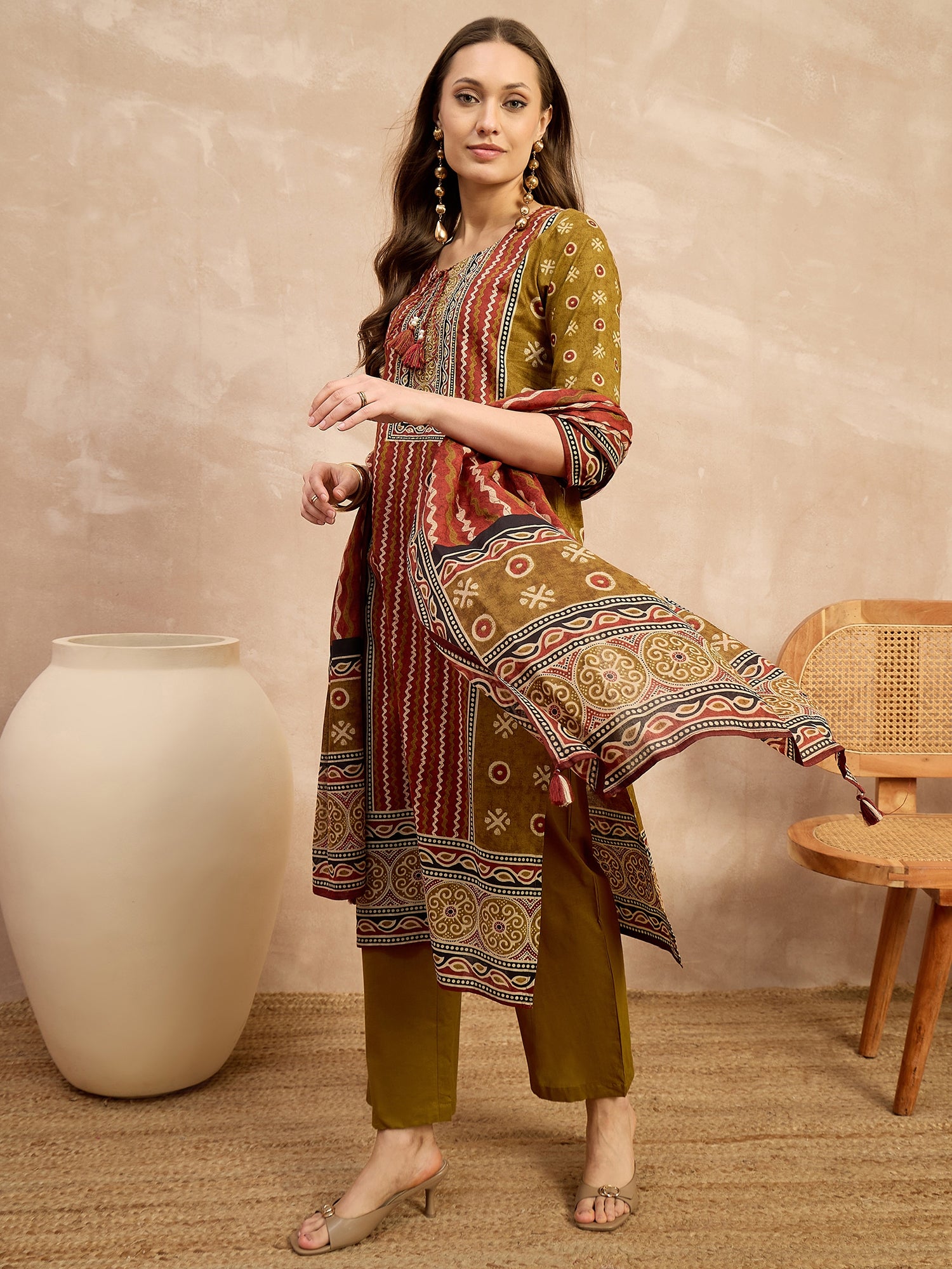 Women Ethnic Motifs Printed Regular Thread Work Pure Cotton Kurta with Trousers & With Dupatta