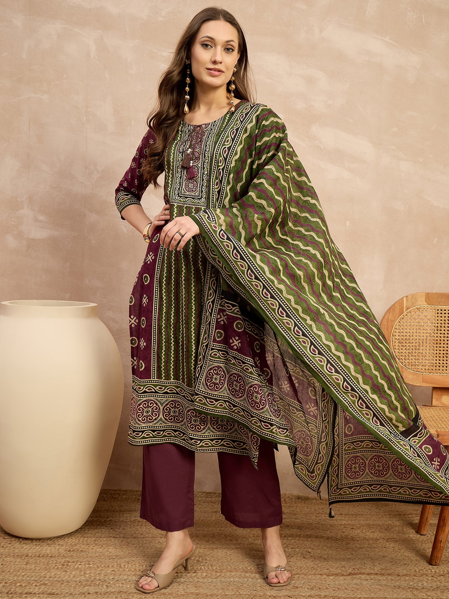 Women Ethnic Motifs Printed Regular Pure Cotton Kurta with Trousers & With Dupatta