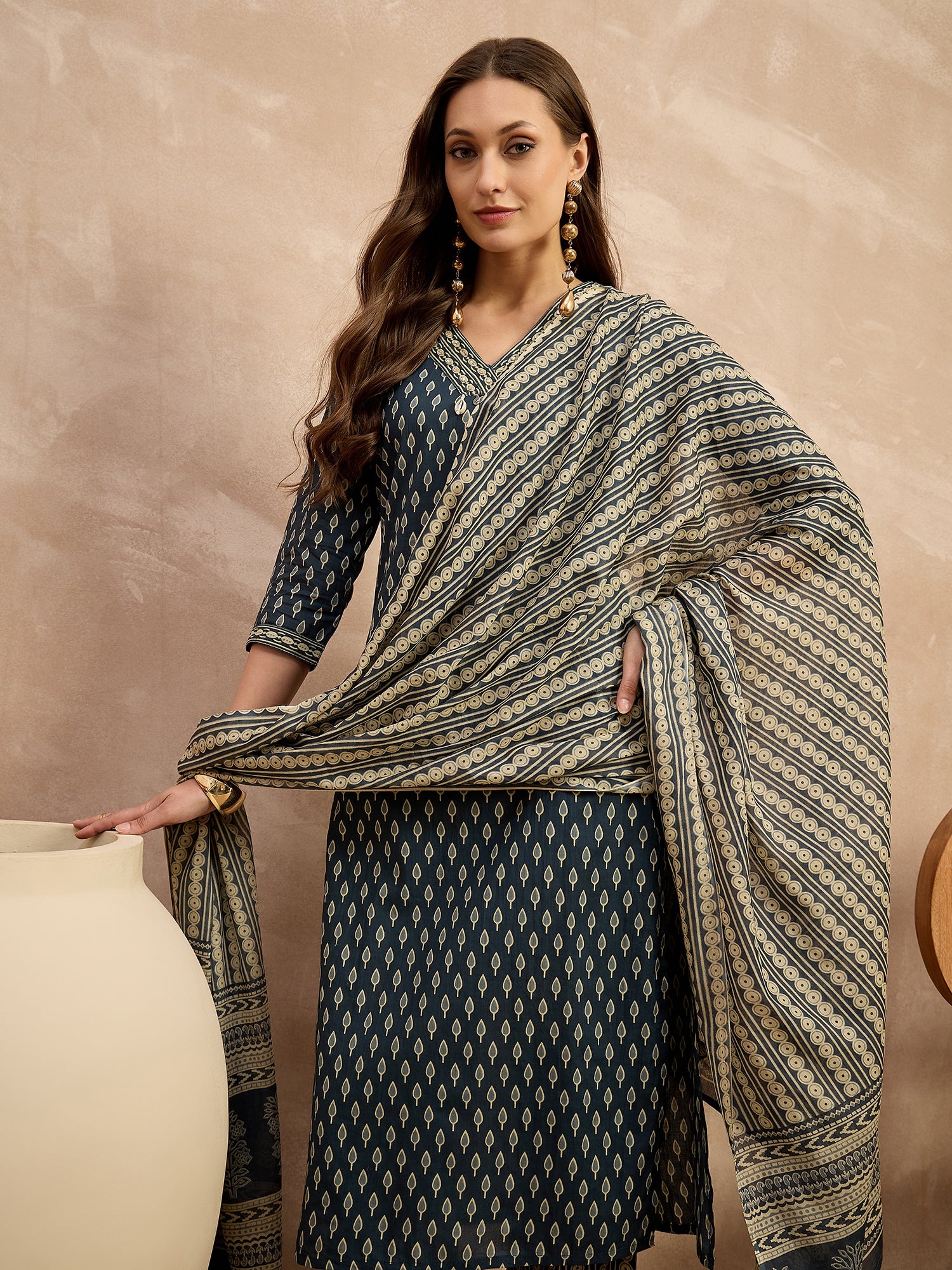 Women Ethnic Motifs Printed Regular Pure Cotton Kurta with Trousers & With Dupatta