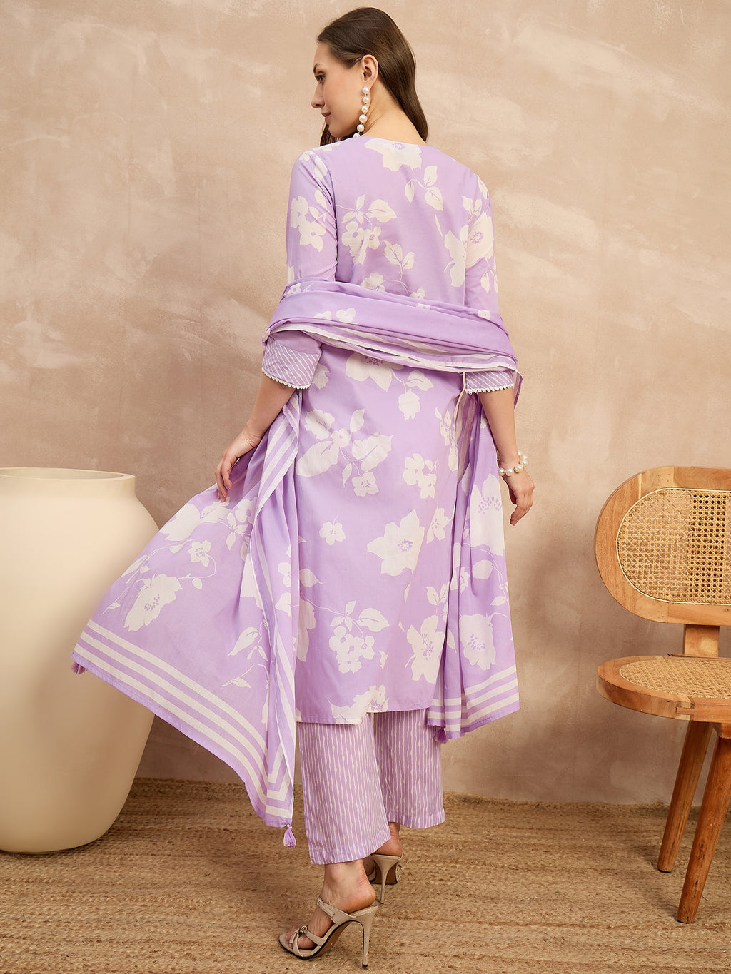 Women Floral Printed Regular Pure Cotton Kurta with Trousers & With Dupatta