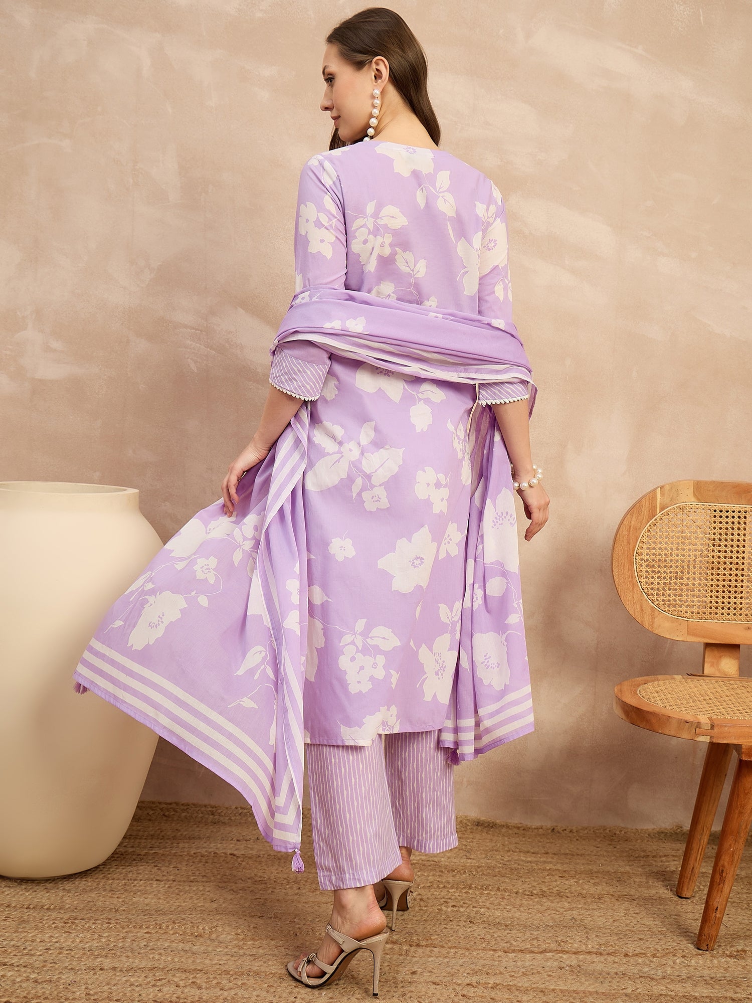 Women Floral Printed Regular Pure Cotton Kurta with Trousers & With Dupatta