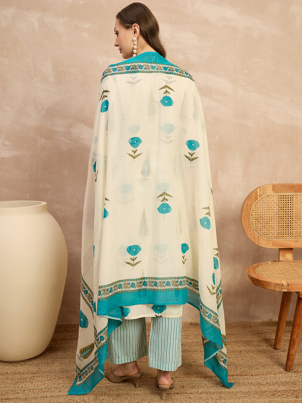 Women Floral Printed Regular Pure Cotton Kurta with Palazzos & With Dupatta
