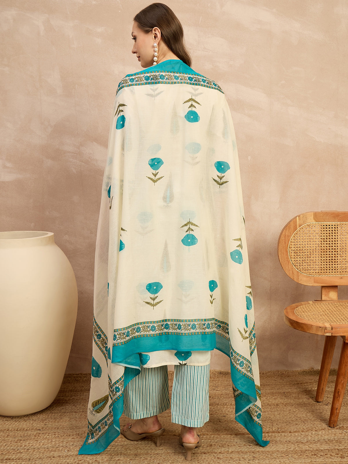 Women Floral Printed Regular Pure Cotton Kurta with Palazzos & With Dupatta