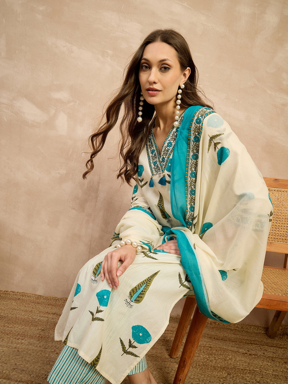 Women Floral Printed Regular Pure Cotton Kurta with Palazzos & With Dupatta