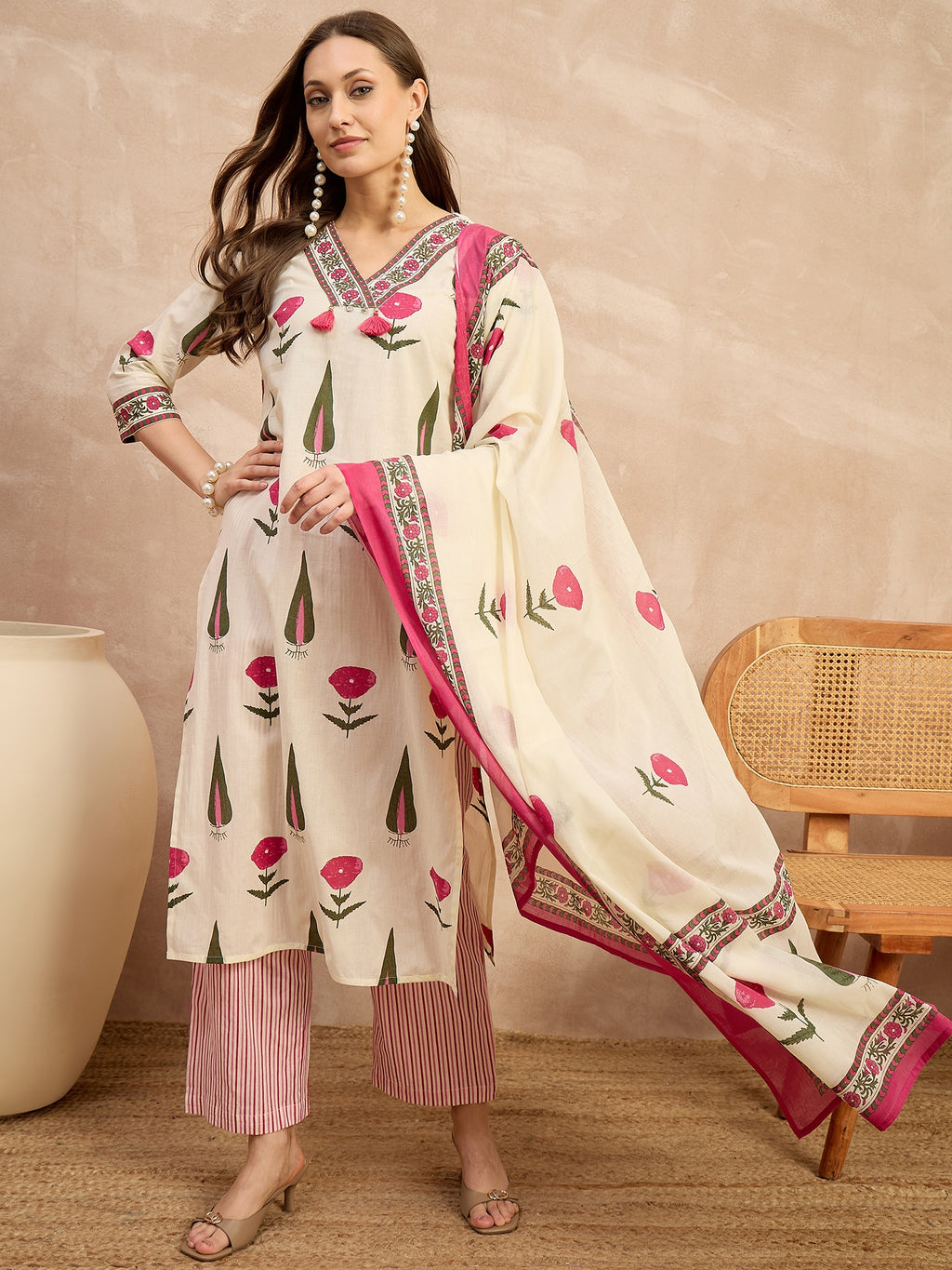 Women Floral Printed Regular Pure Cotton Kurta with Palazzos & With Dupatta