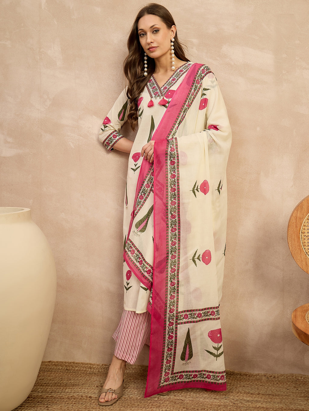 Women Floral Printed Regular Pure Cotton Kurta with Palazzos & With Dupatta
