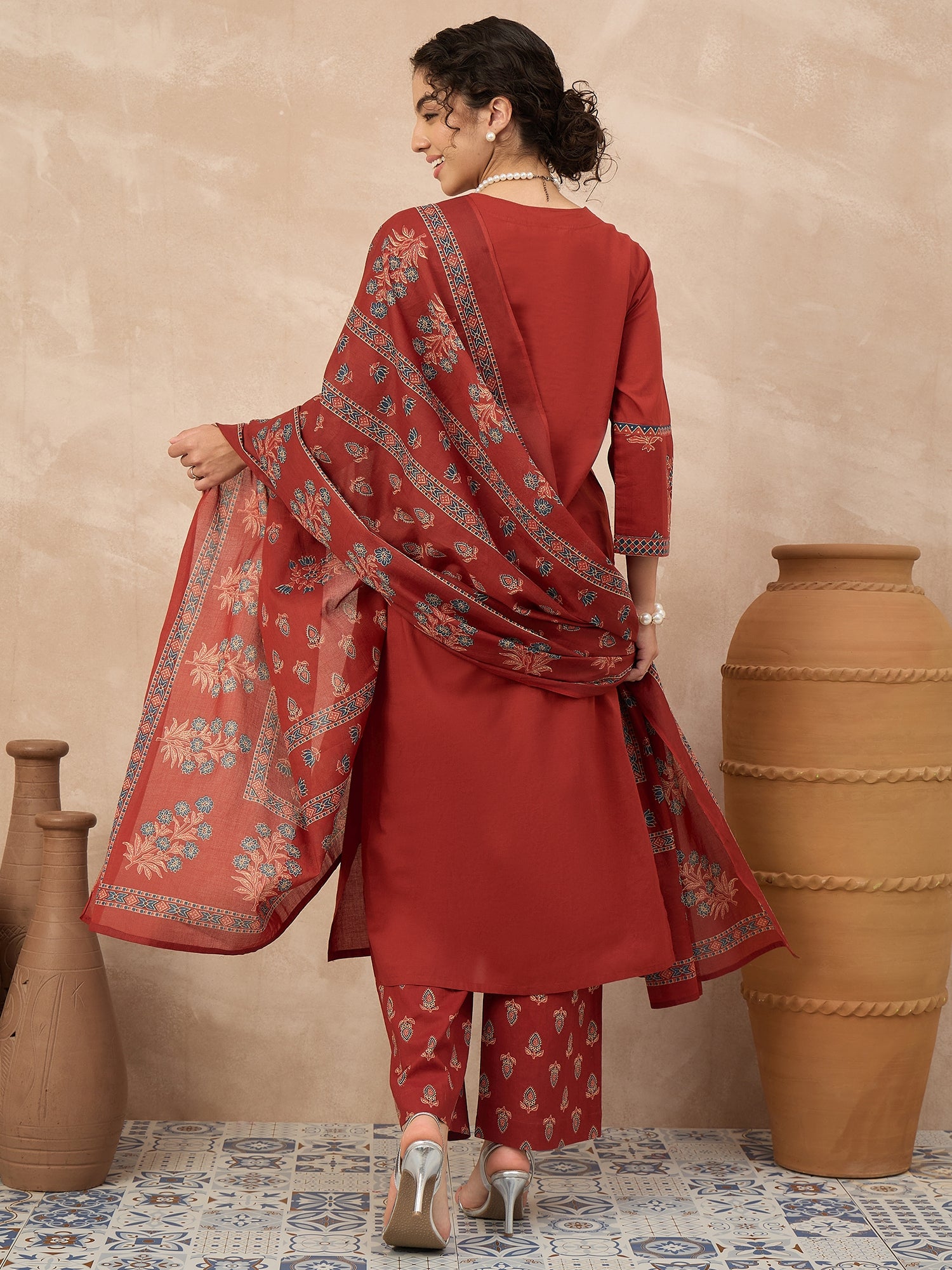 Women Ethnic Motifs Embroidered Regular Thread Work Pure Cotton Kurta with Trousers & With Dupatta