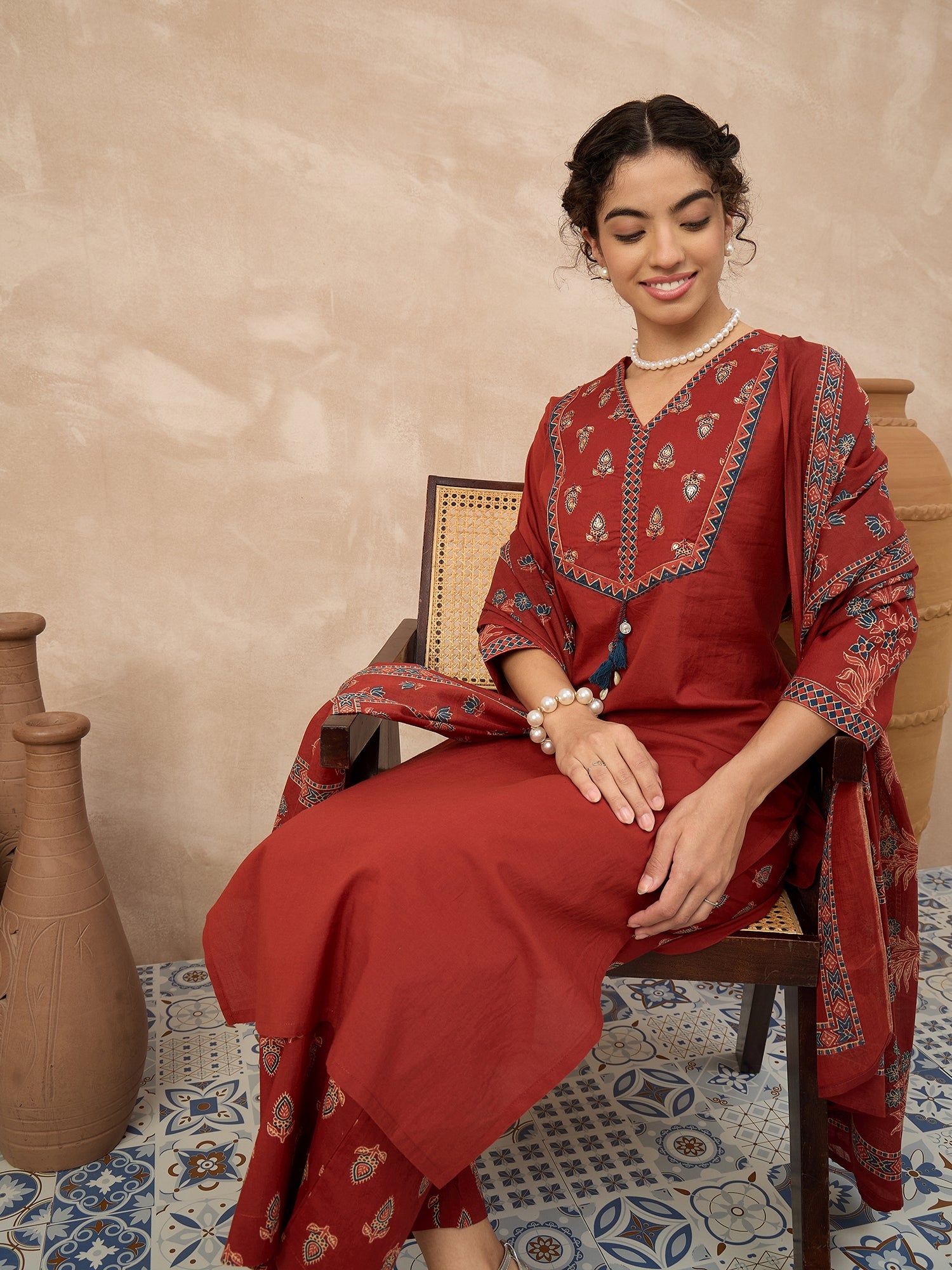 Women Ethnic Motifs Embroidered Regular Thread Work Pure Cotton Kurta with Trousers & With Dupatta