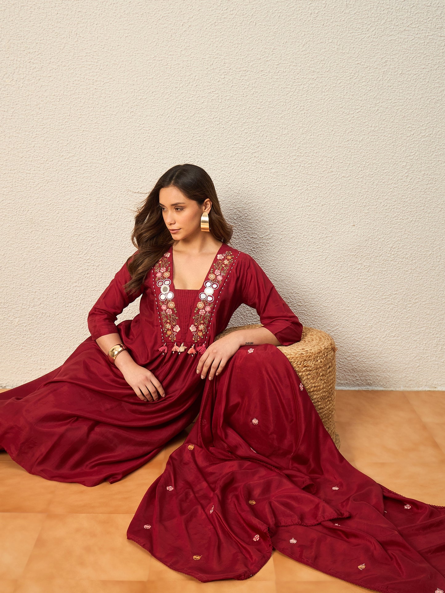 Women Floral Embroidered Regular Mirror Work Raw Silk Kurta with Trousers & With Dupatta