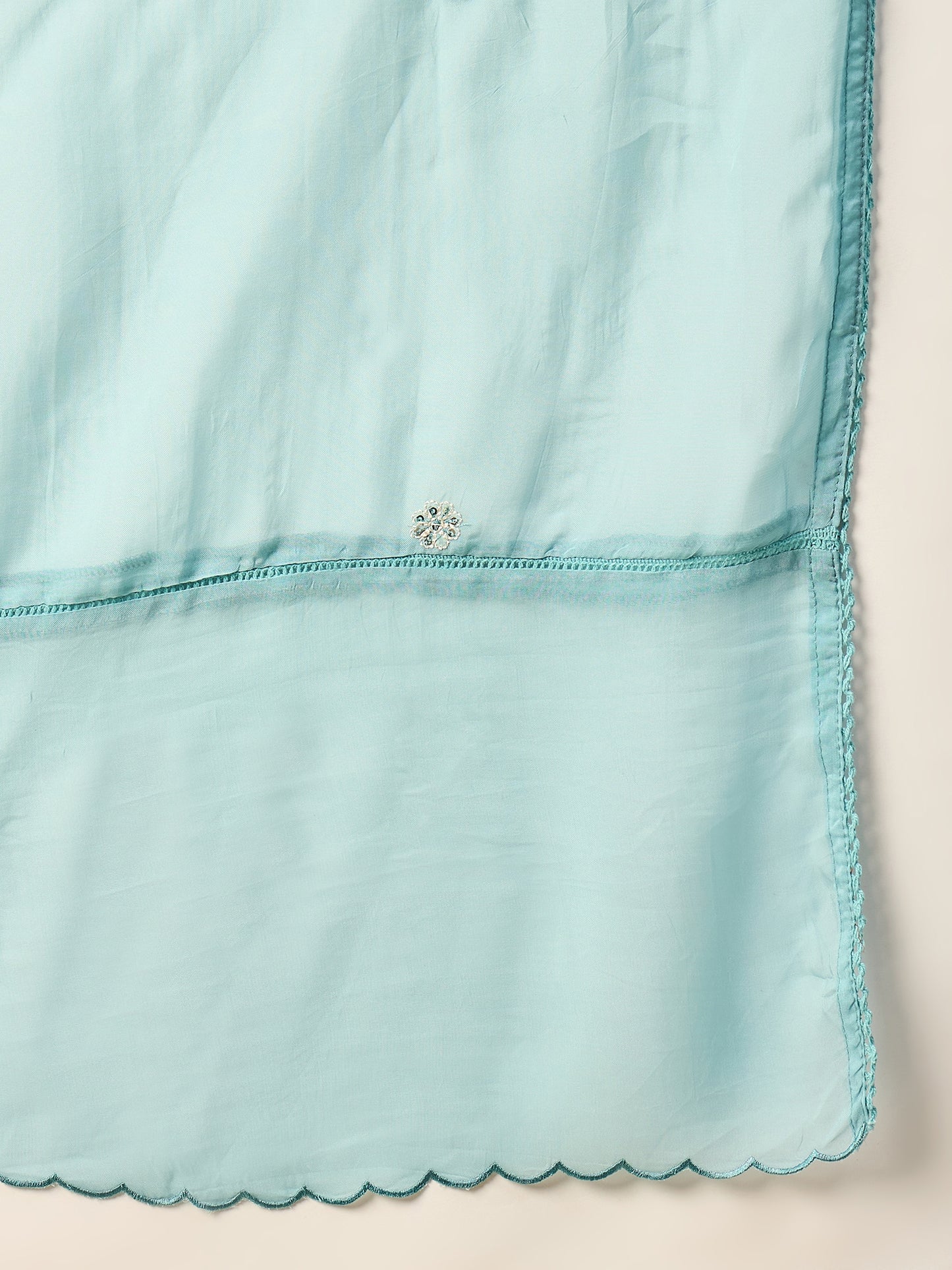 Women Floral Embroidered Regular Thread Work Kurta with Trousers & With Dupatta