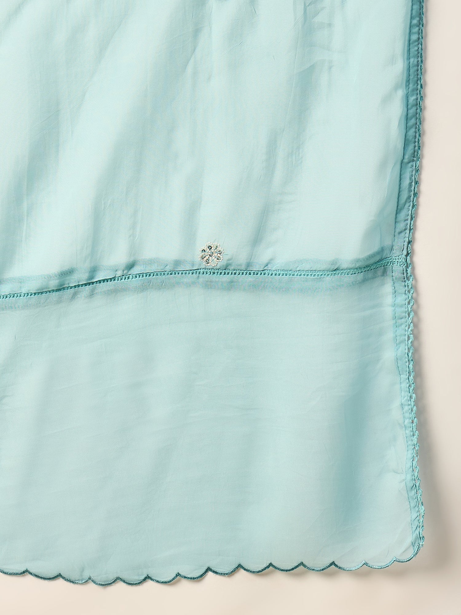 Women Floral Embroidered Regular Thread Work Kurta with Trousers & With Dupatta