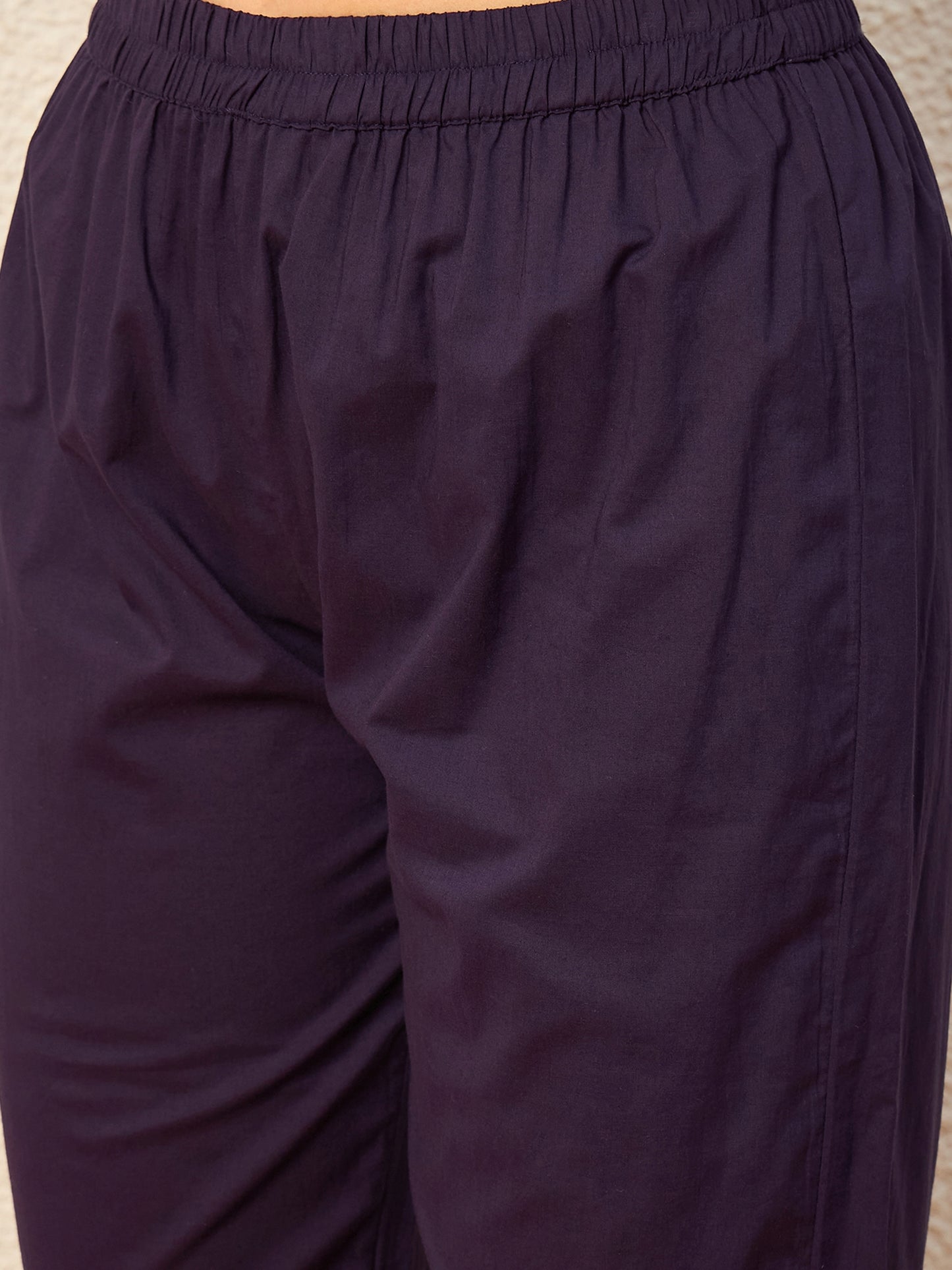 Women Floral Embroidered Panelled Thread Work Kurta with Trousers & With Dupatta