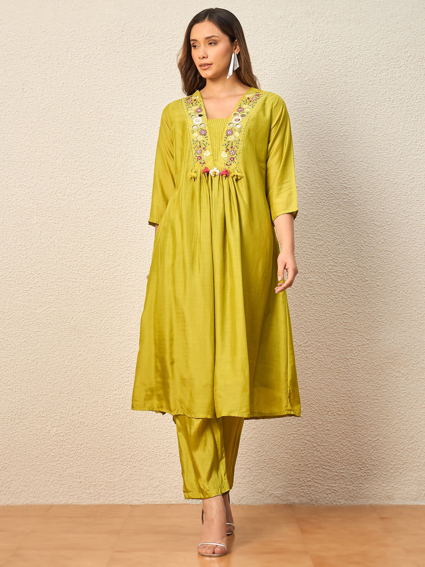 Women Floral Embroidered Empire Mirror Work Raw Silk Kurta with Trousers & With Dupatta