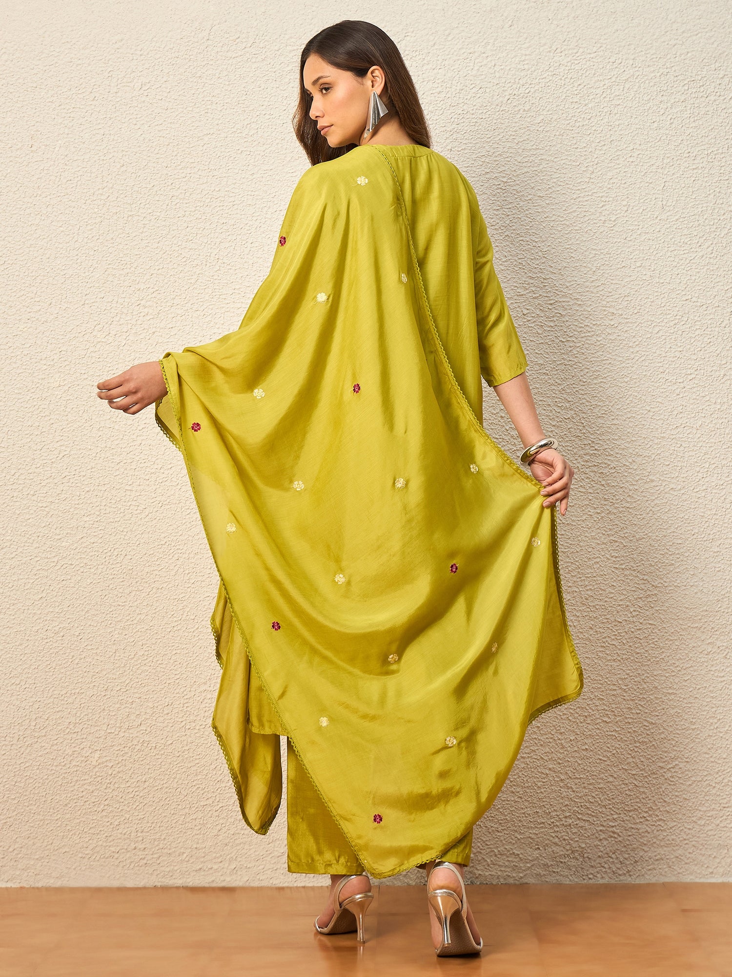 Women Floral Embroidered Empire Mirror Work Raw Silk Kurta with Trousers & With Dupatta