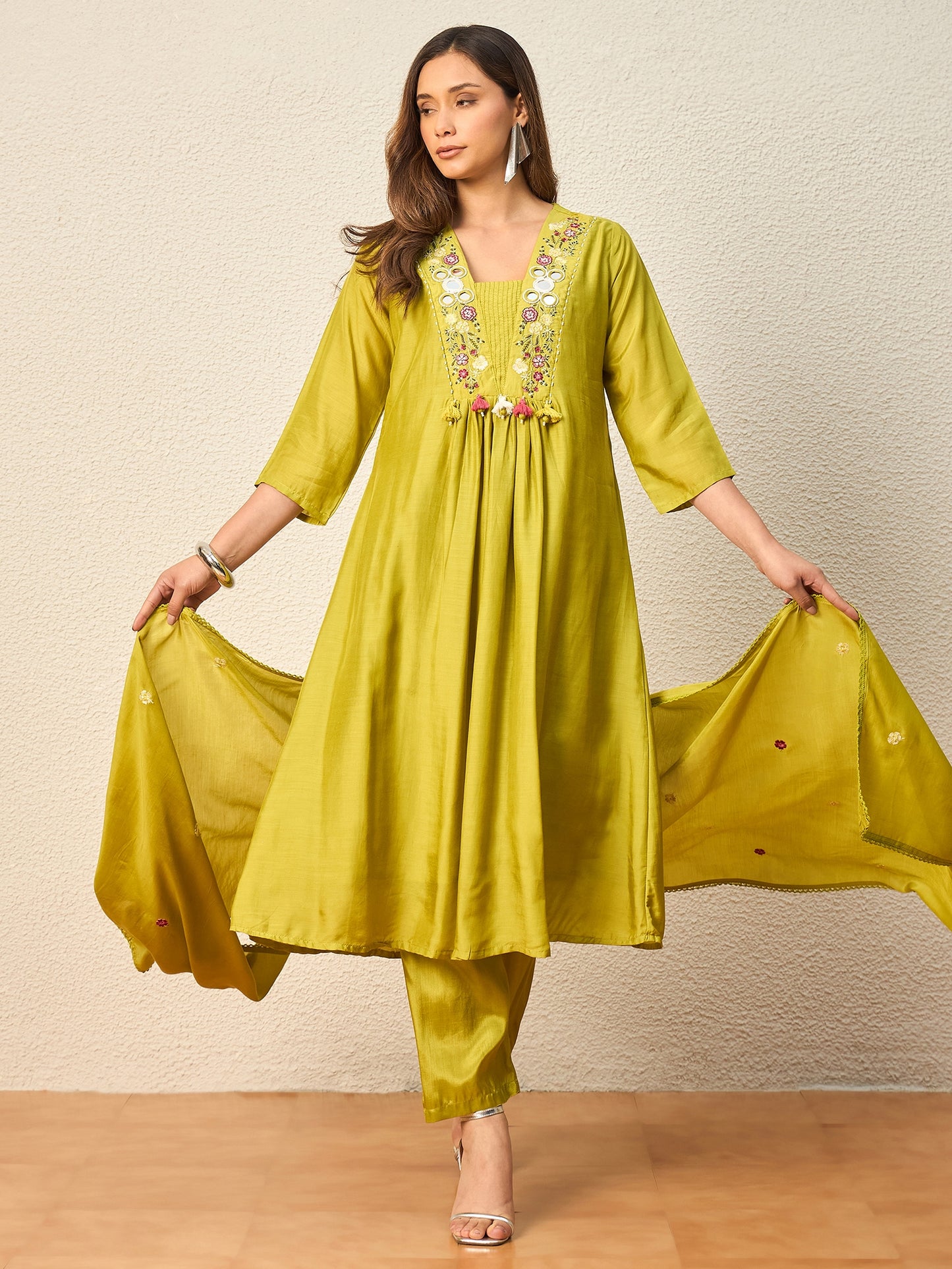 Women Floral Embroidered Empire Mirror Work Raw Silk Kurta with Trousers & With Dupatta