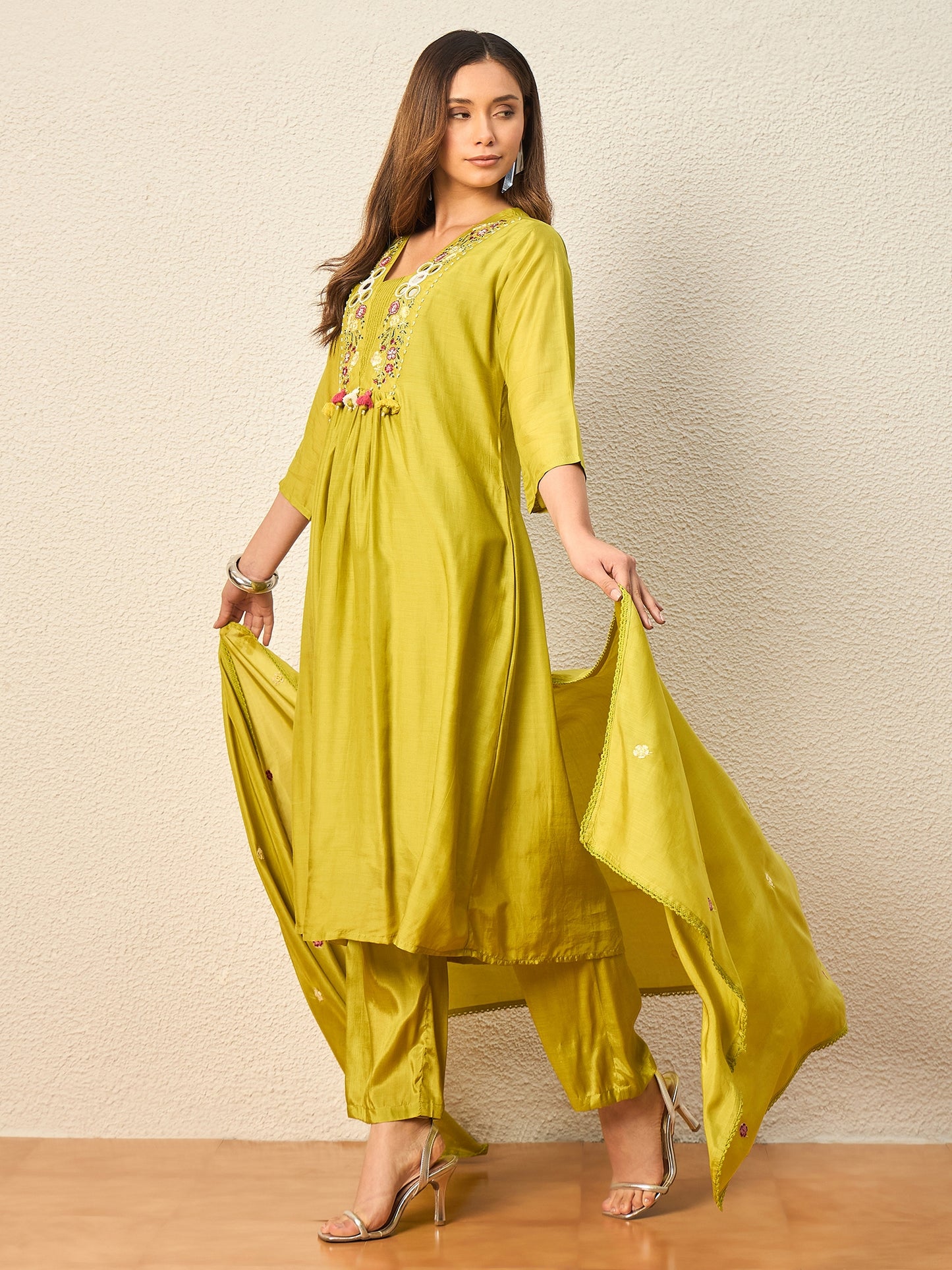 Women Floral Embroidered Empire Mirror Work Raw Silk Kurta with Trousers & With Dupatta