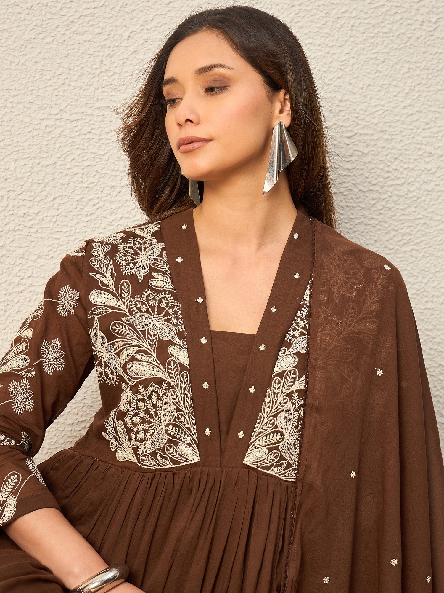 Women Ethnic Motifs Embroidered Panelled Thread Work Kurta with Trousers & With Dupatta