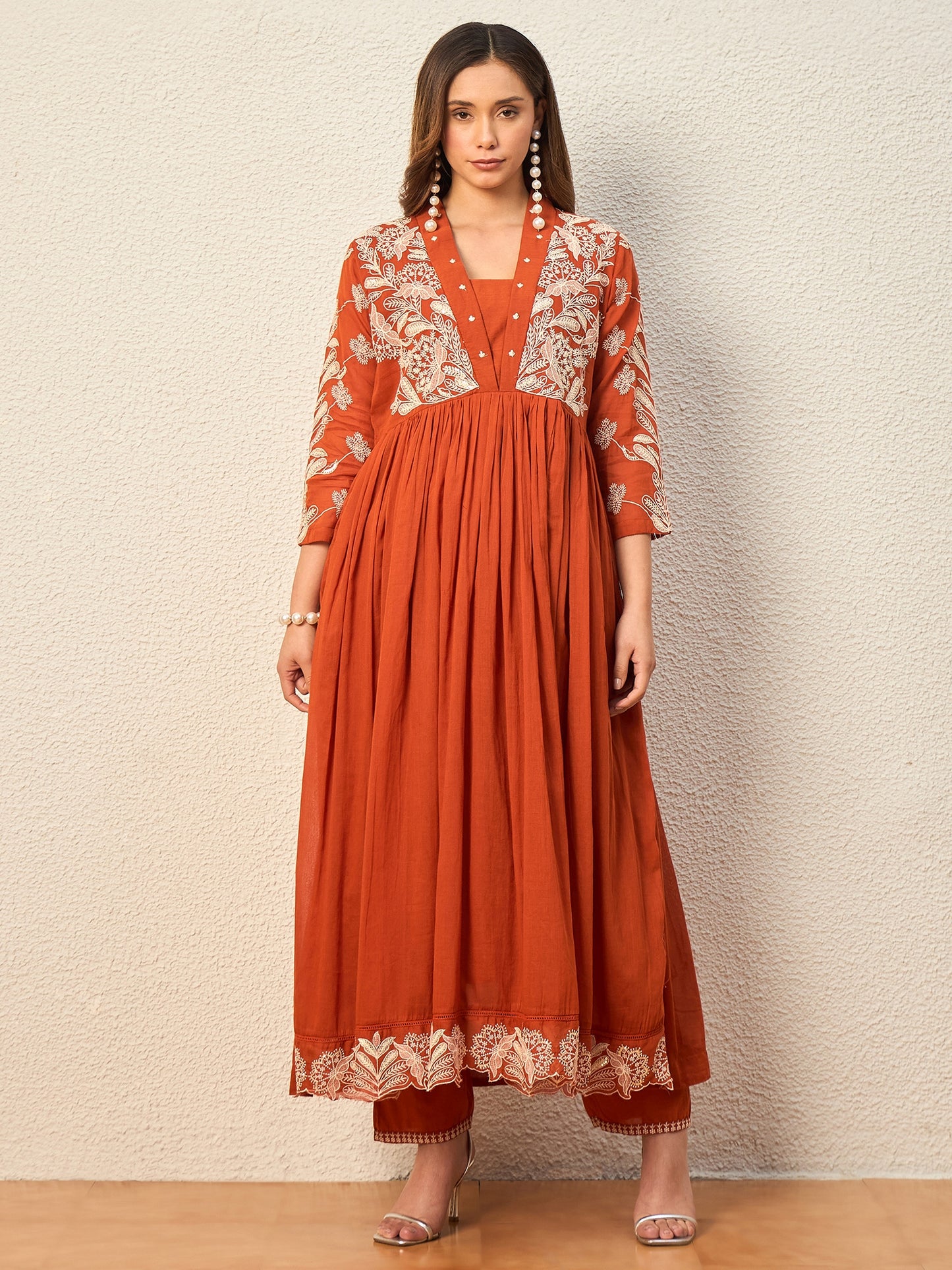 Women Ethnic Motifs Embroidered Panelled Thread Work Kurta with Trousers & With Dupatta