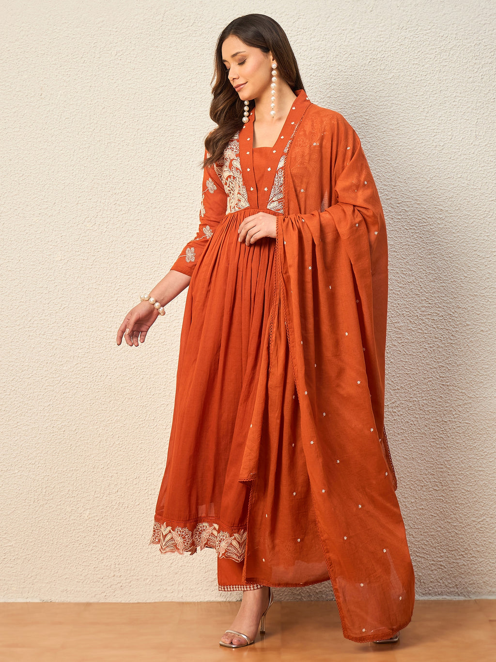 Women Ethnic Motifs Embroidered Panelled Thread Work Kurta with Trousers & With Dupatta