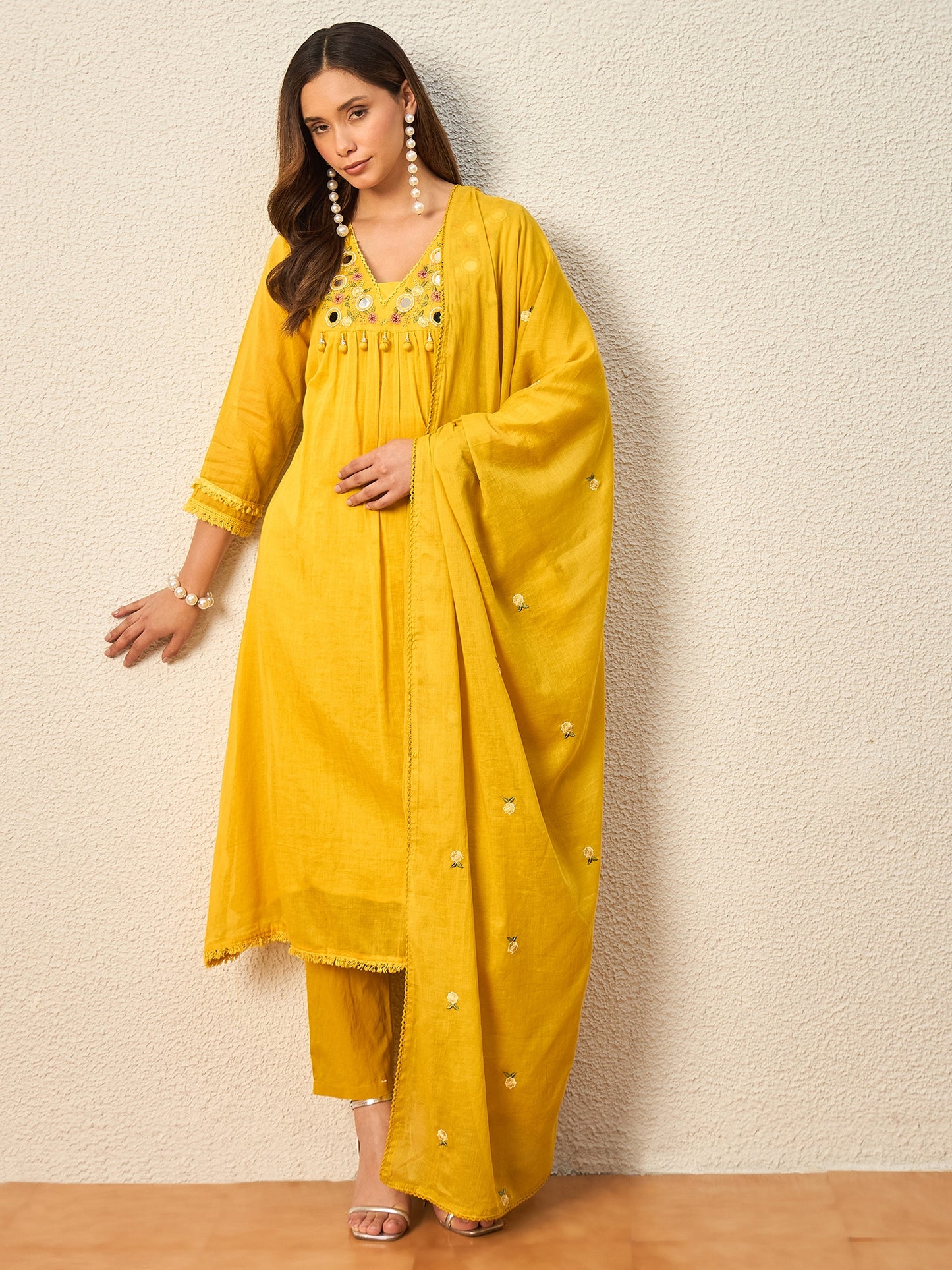 Women Ethnic Motifs Embroidered Pleated Mirror Work Kurta with Trousers & With Dupatta