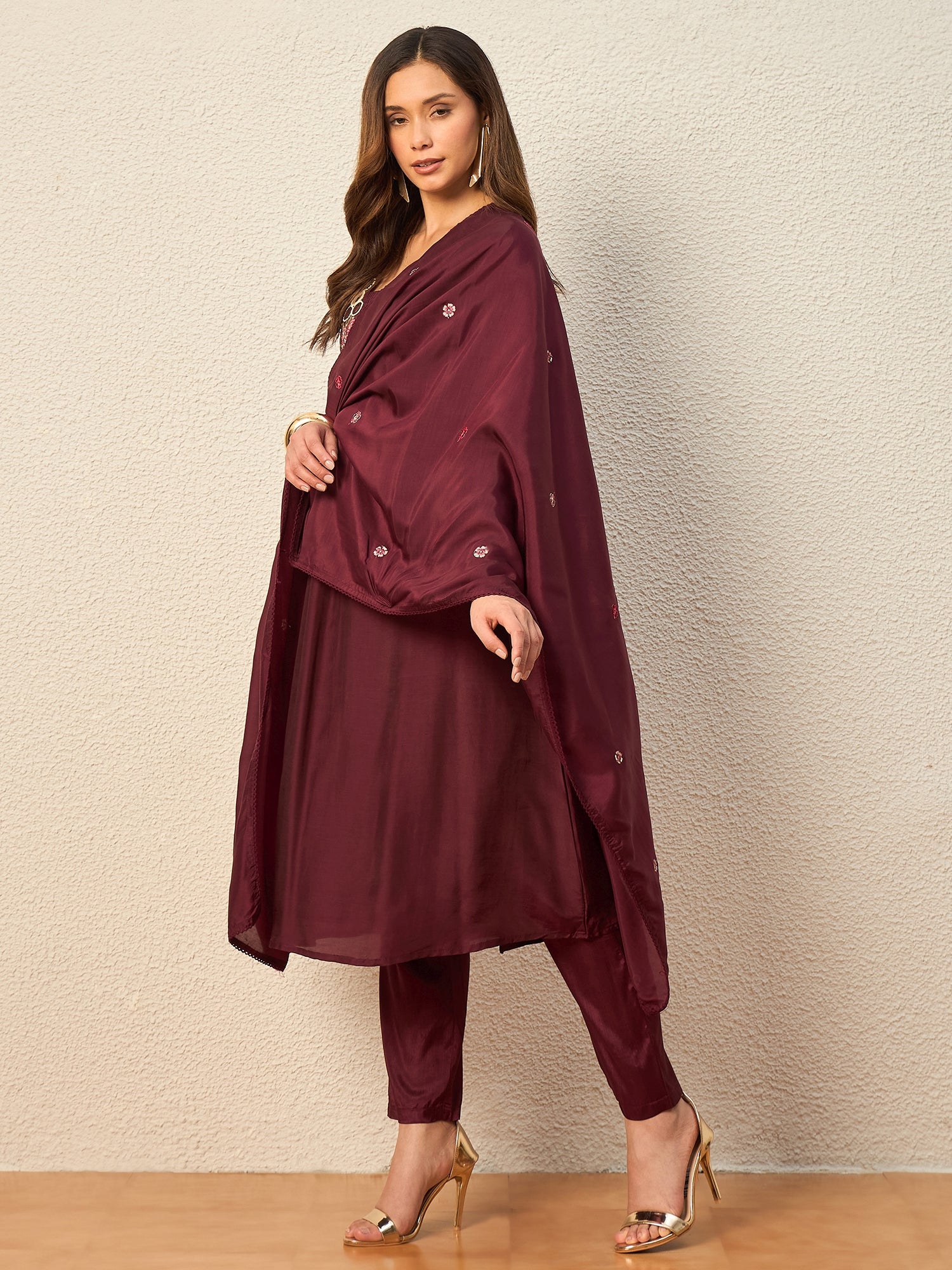 Women Floral Embroidered Regular Mirror Work Raw Silk Kurta with Trousers & With Dupatta