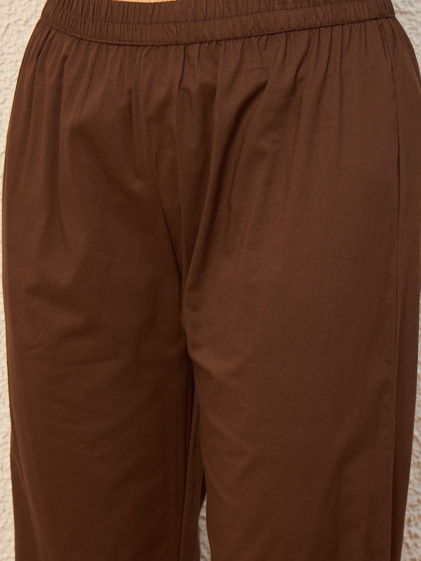 Women Floral Embroidered Regular Thread Work Kurta with Trousers & With Dupatta