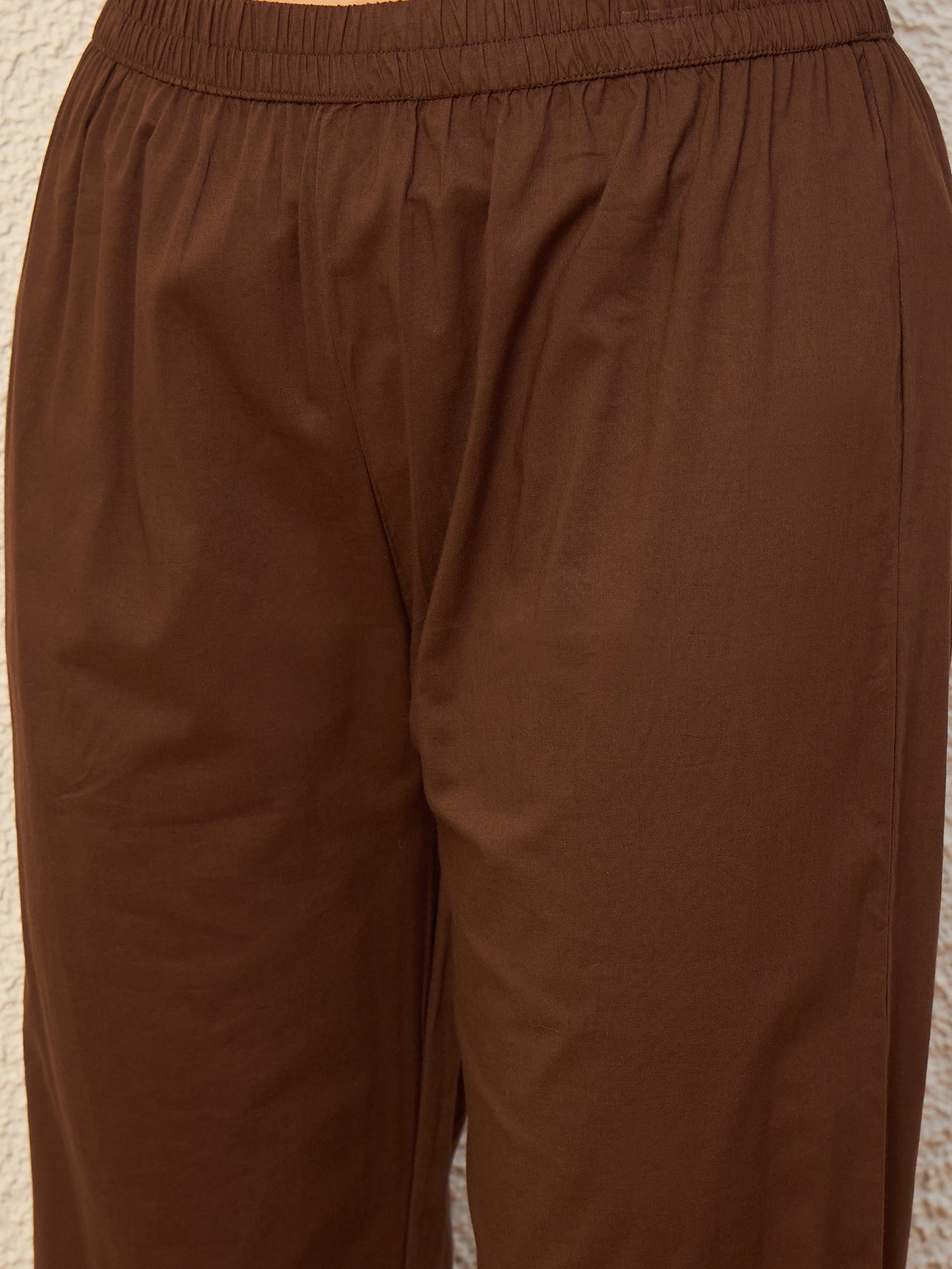 Women Floral Embroidered Regular Thread Work Kurta with Trousers & With Dupatta