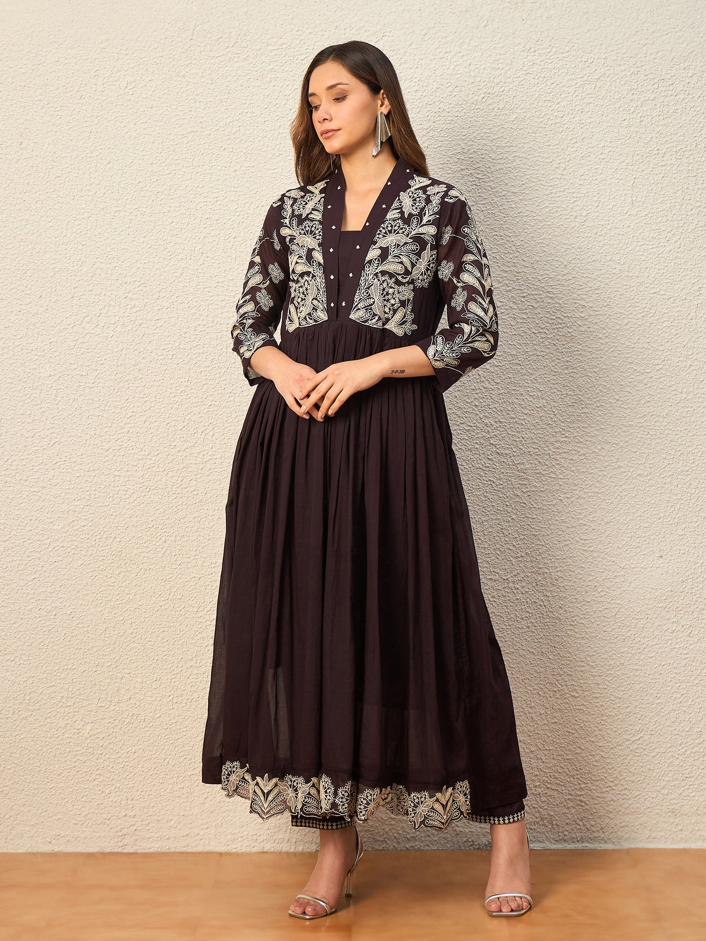 Women Ethnic Motifs Embroidered Empire Thread Work Kurta with Trousers & With Dupatta
