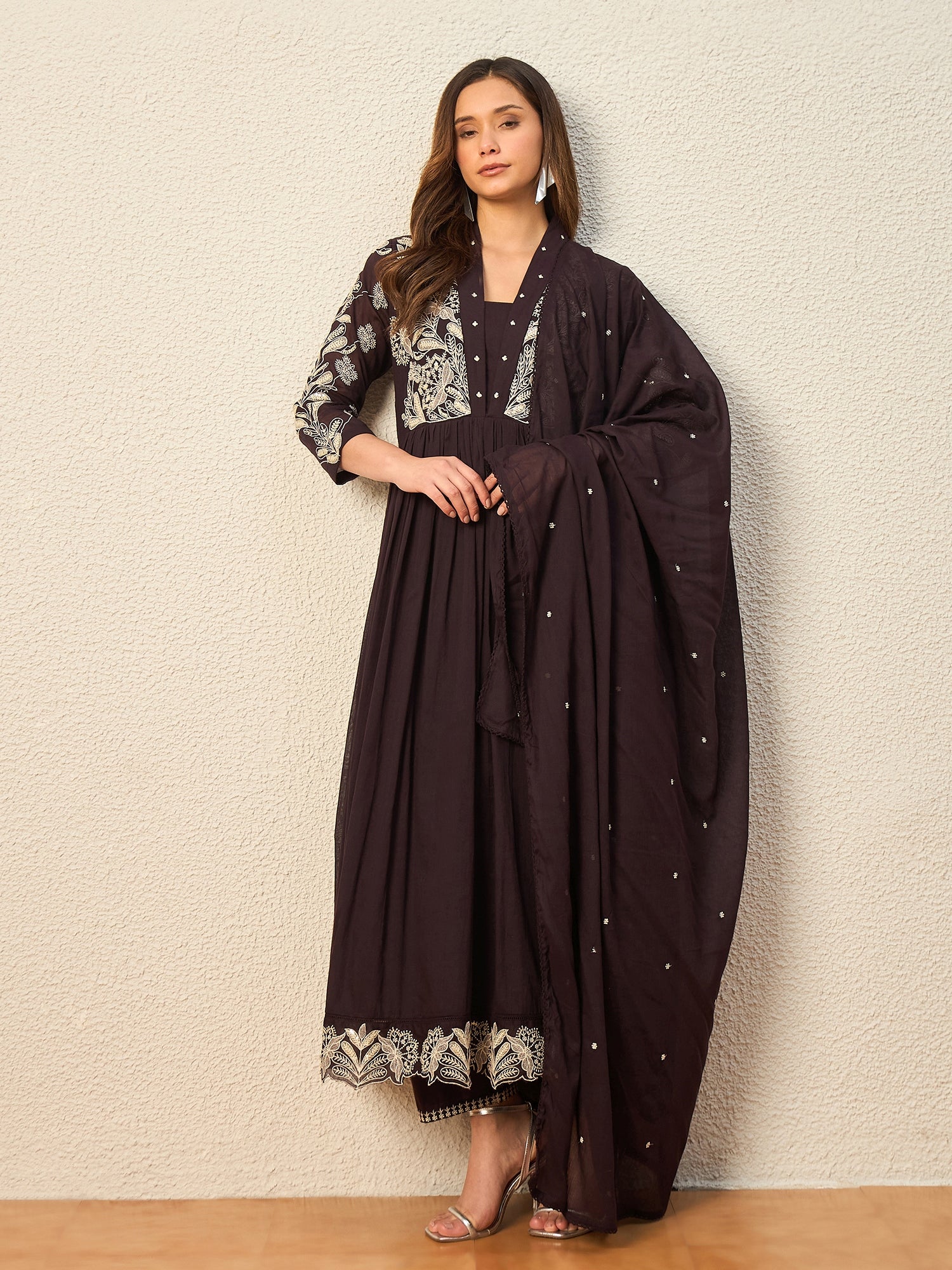 Women Ethnic Motifs Embroidered Empire Thread Work Kurta with Trousers & With Dupatta