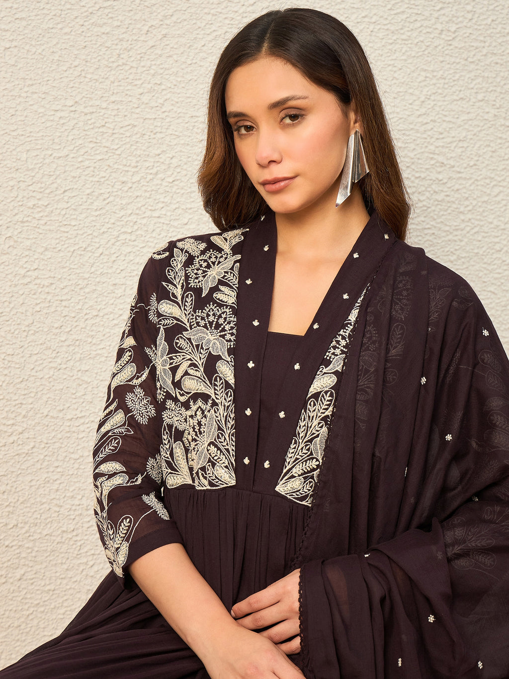 Women Ethnic Motifs Embroidered Empire Thread Work Kurta with Trousers & With Dupatta