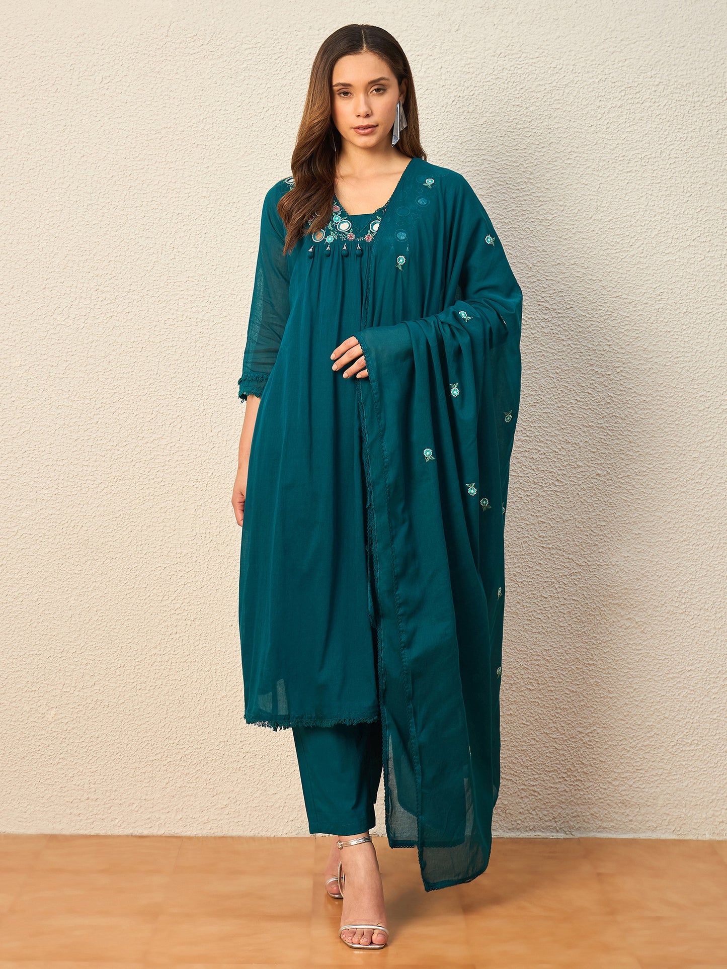 Women Ethnic Motifs Embroidered Regular Mirror Work Kurta with Trousers & With Dupatta