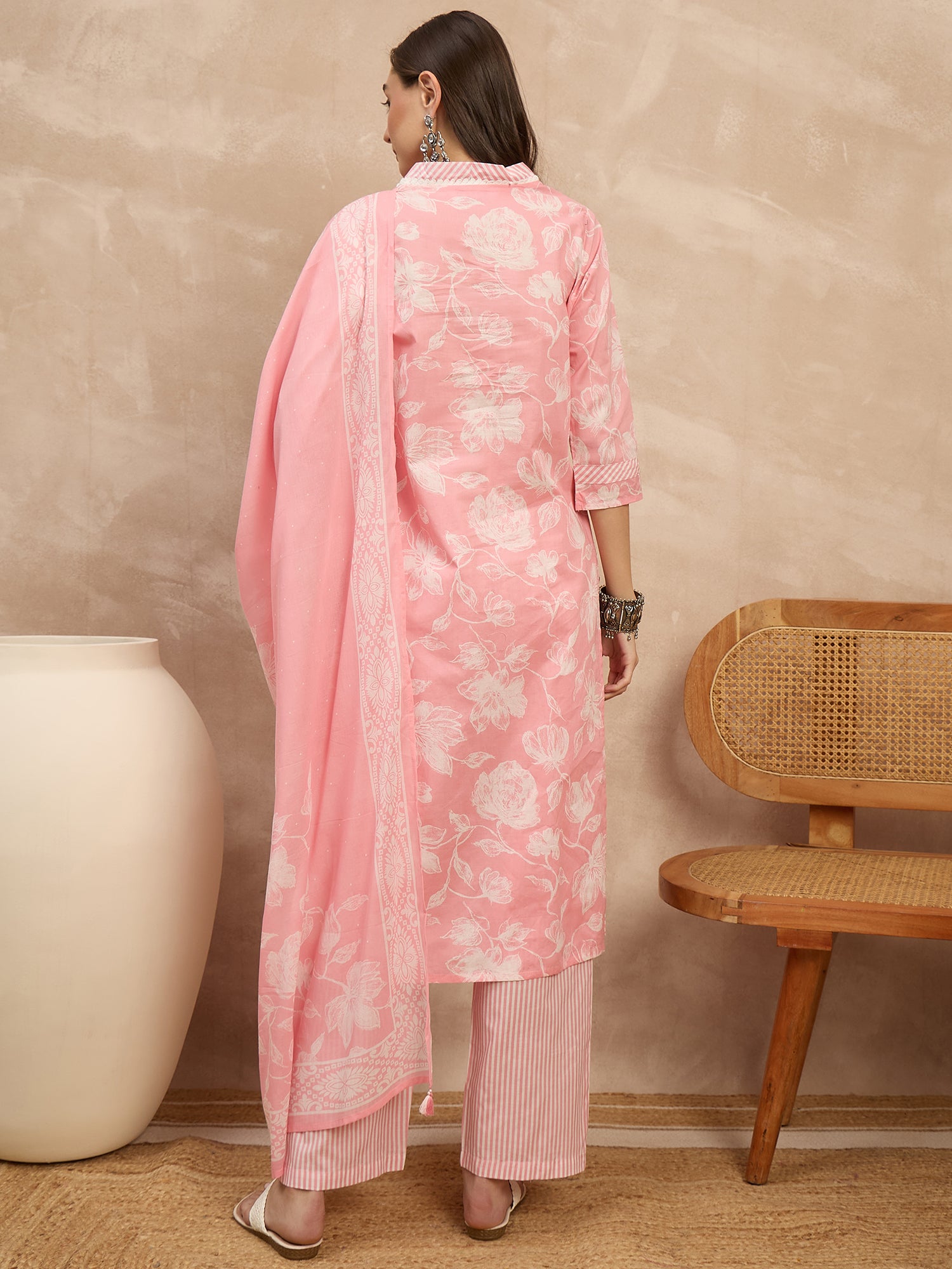 Women Floral Printed Regular Pure Cotton Kurta with Trousers & With Dupatta