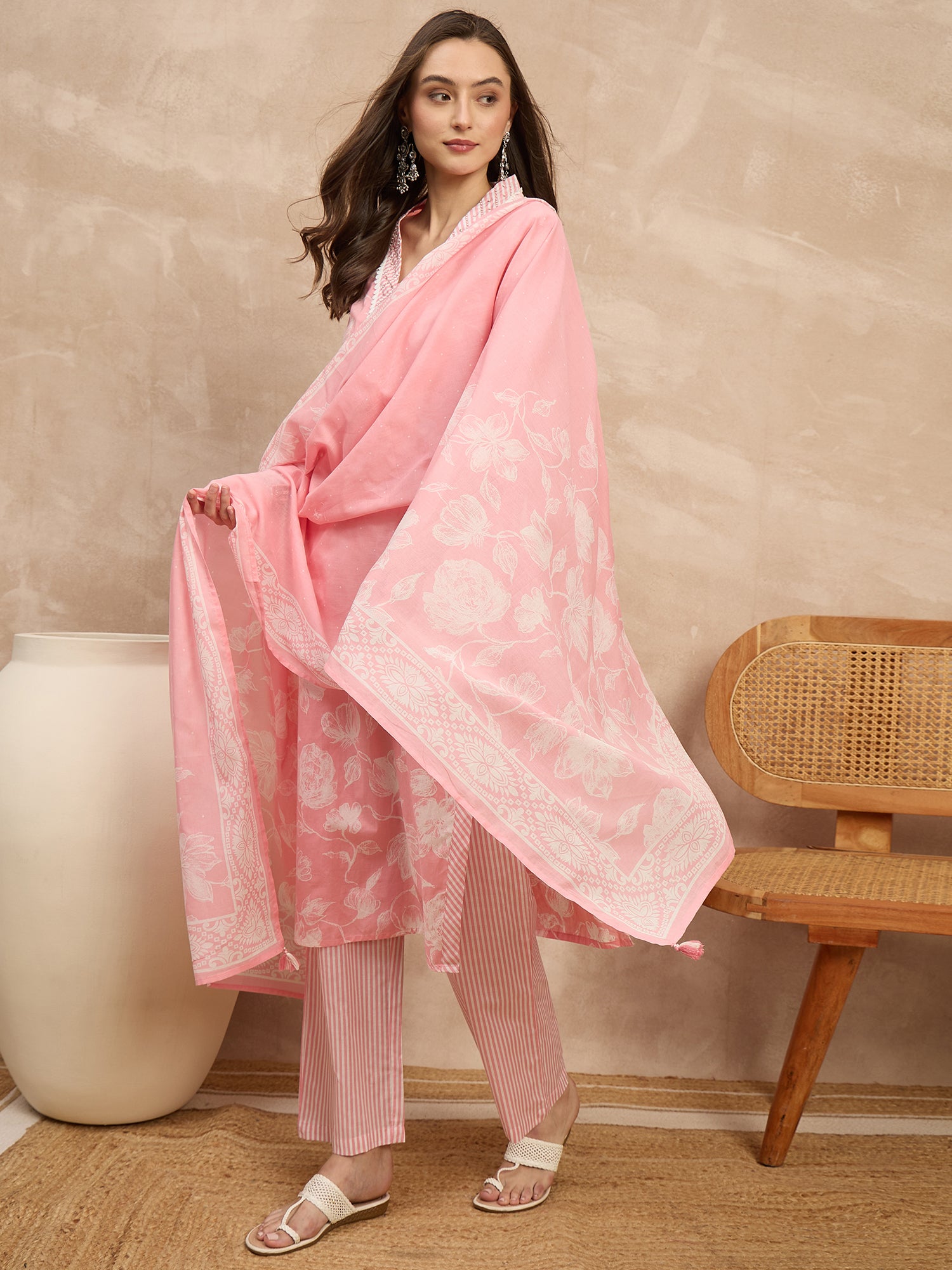 Women Floral Printed Regular Pure Cotton Kurta with Trousers & With Dupatta