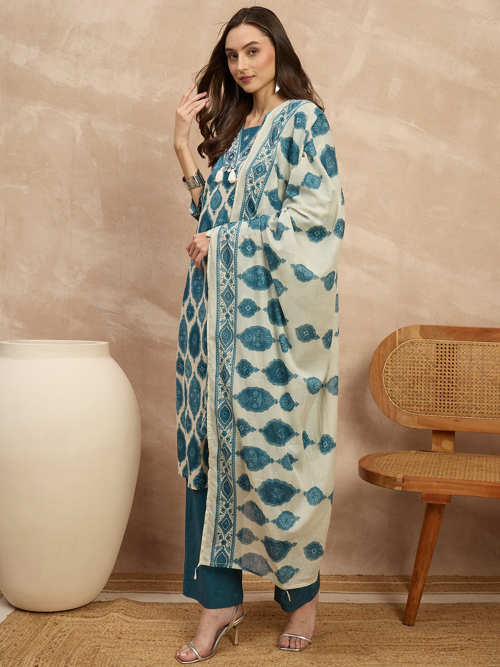 Women Ethnic Motifs Printed Regular Pure Cotton Kurta with Trousers & With Dupatta