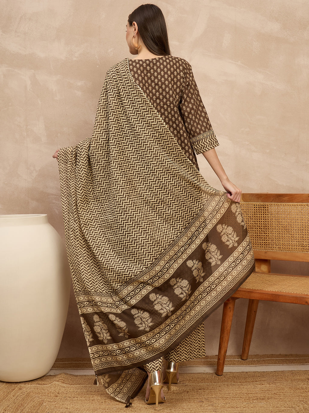Women Printed Regular Beads and Stones Pure Cotton Kurta with Trousers & With Dupatta