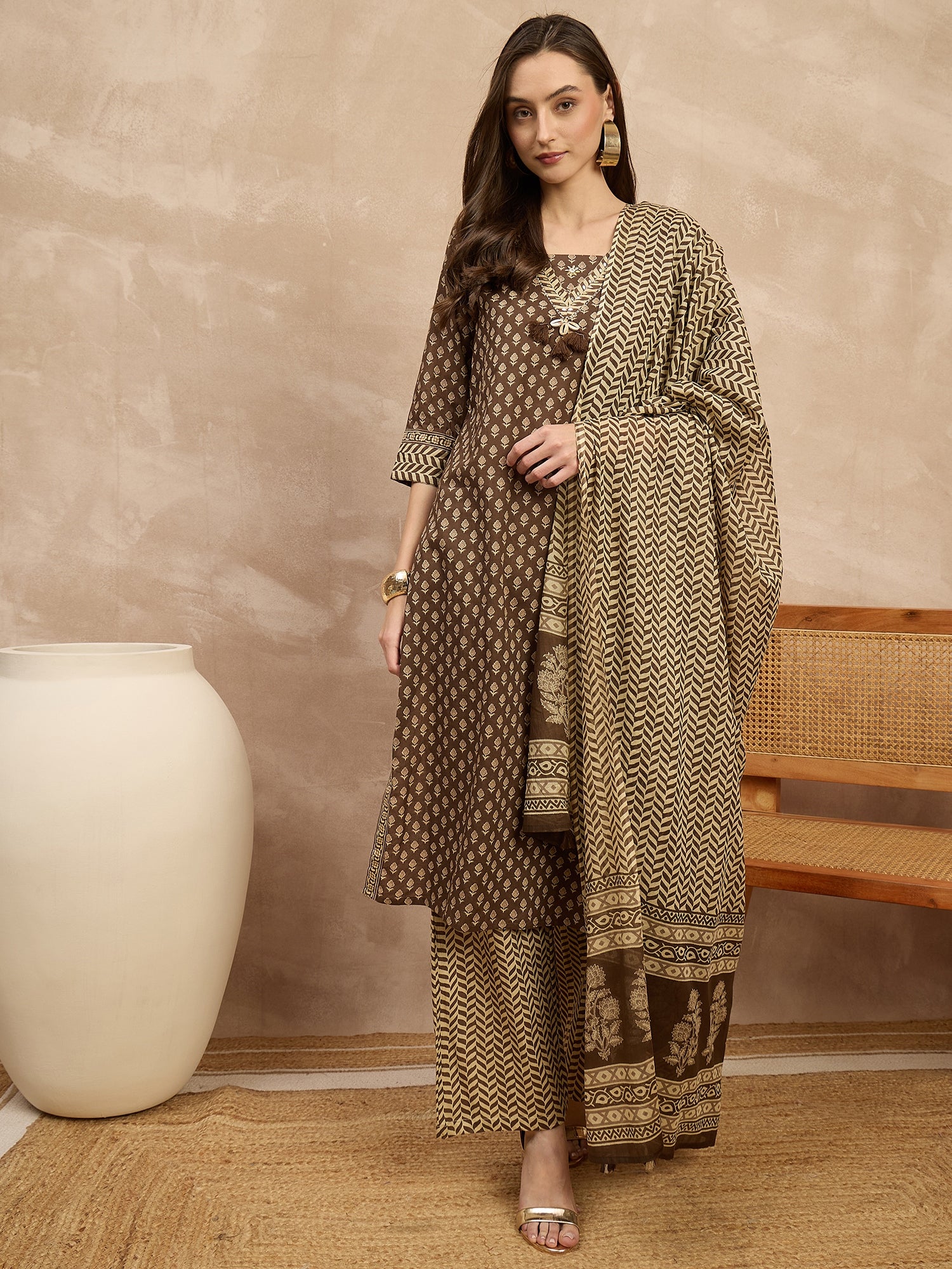 Women Printed Regular Beads and Stones Pure Cotton Kurta with Trousers & With Dupatta