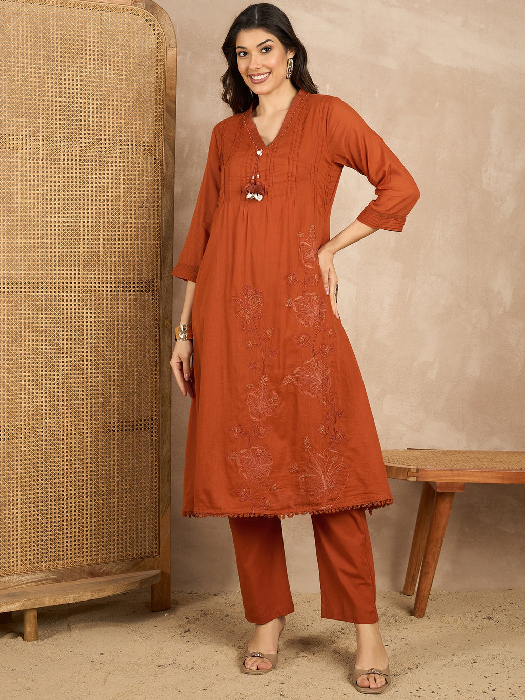 Women Floral Embroidered Pleated Thread Work Kurta with Trousers & With Dupatta