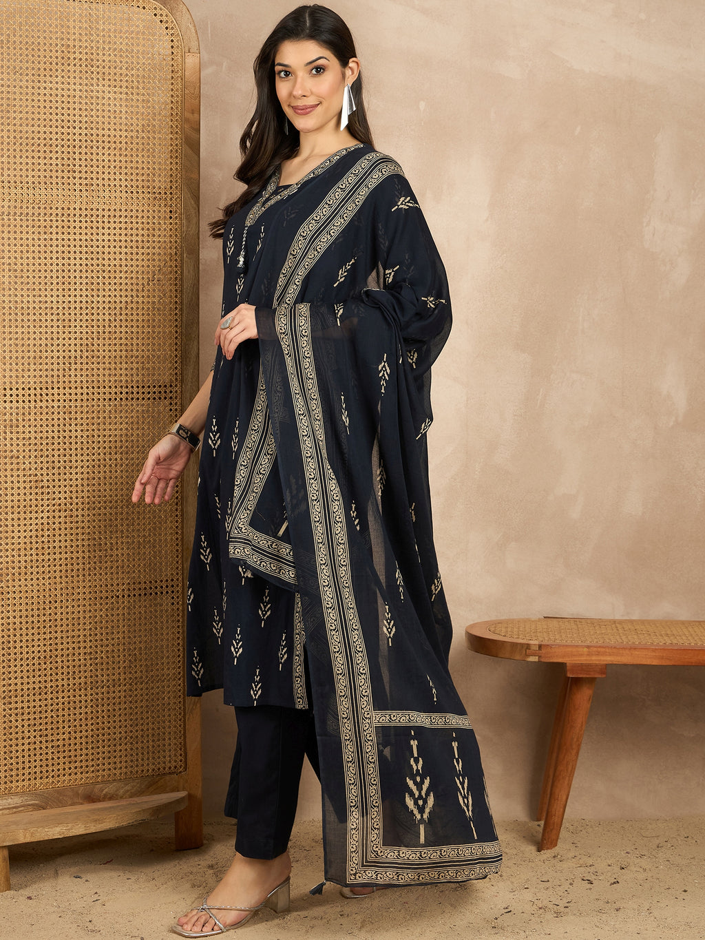 Women Printed Regular Mirror Work Pure Cotton Kurta with Trousers & With Dupatta